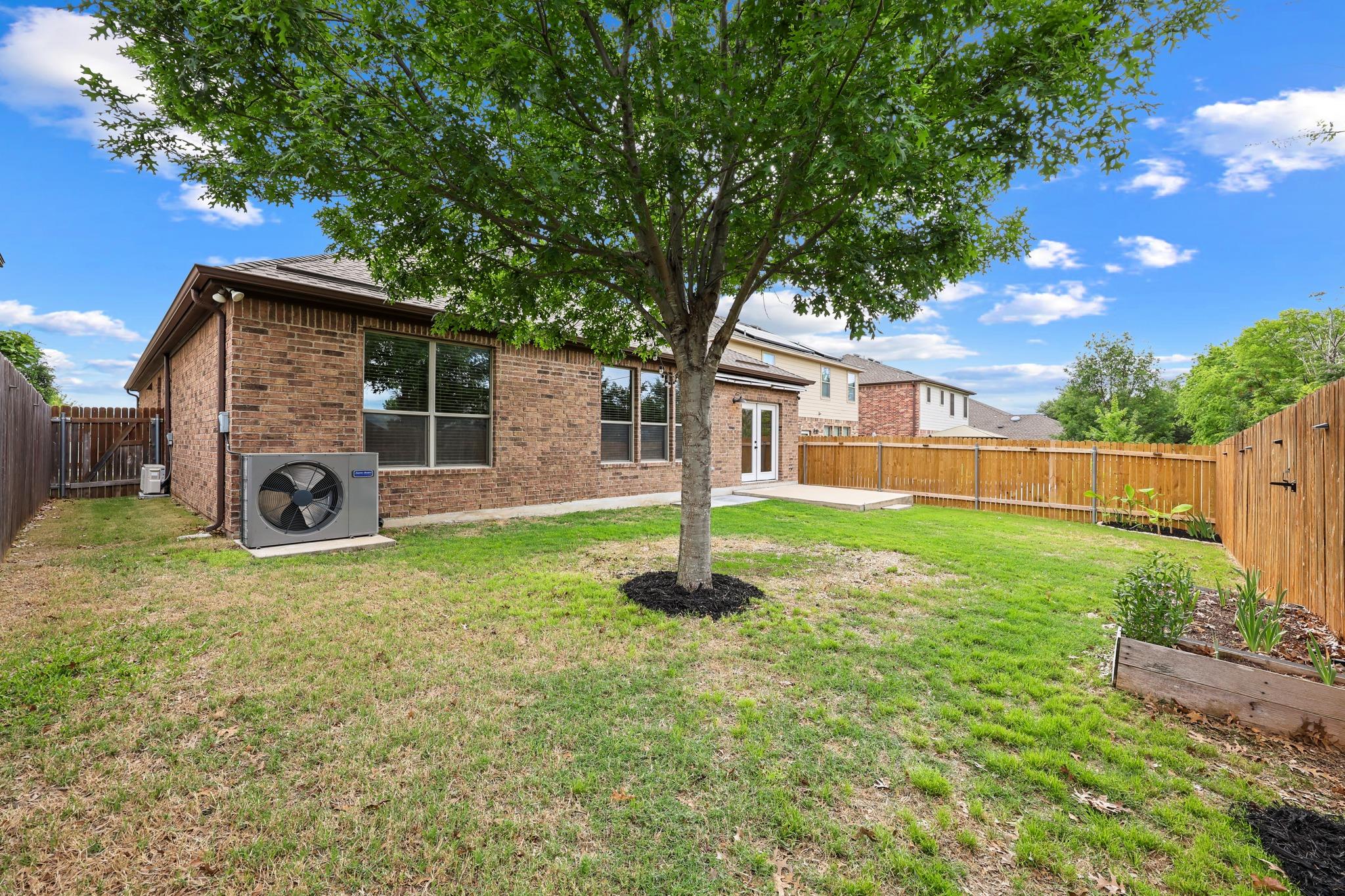 1125 Yellow Iris Rd, Leander, TX 78641
