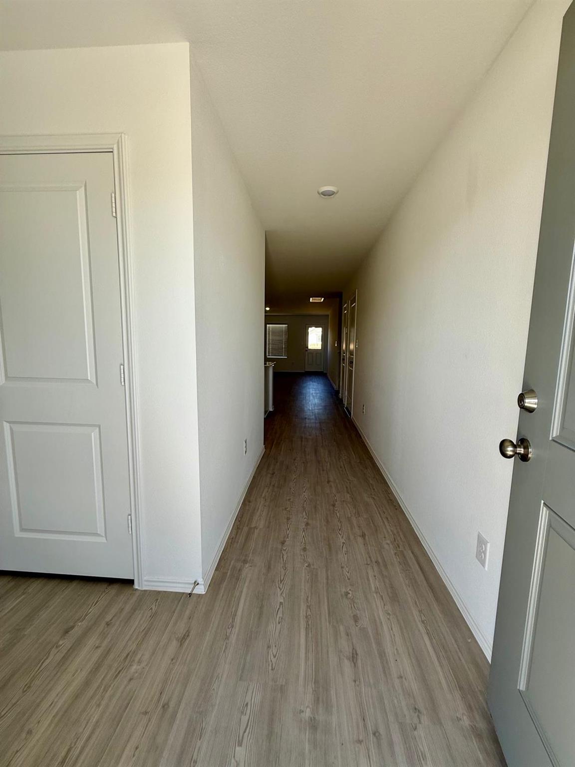 125 Painted Night Rd, Hutto, TX 78634