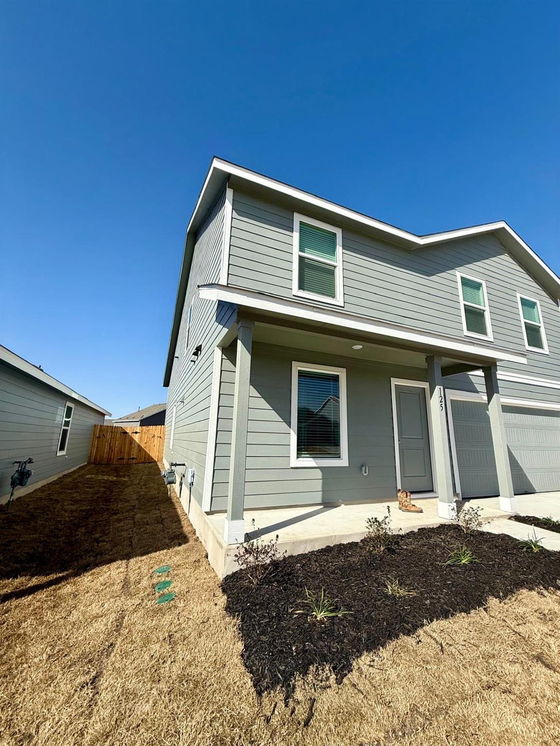 125 Painted Night Rd, Hutto, TX 78634