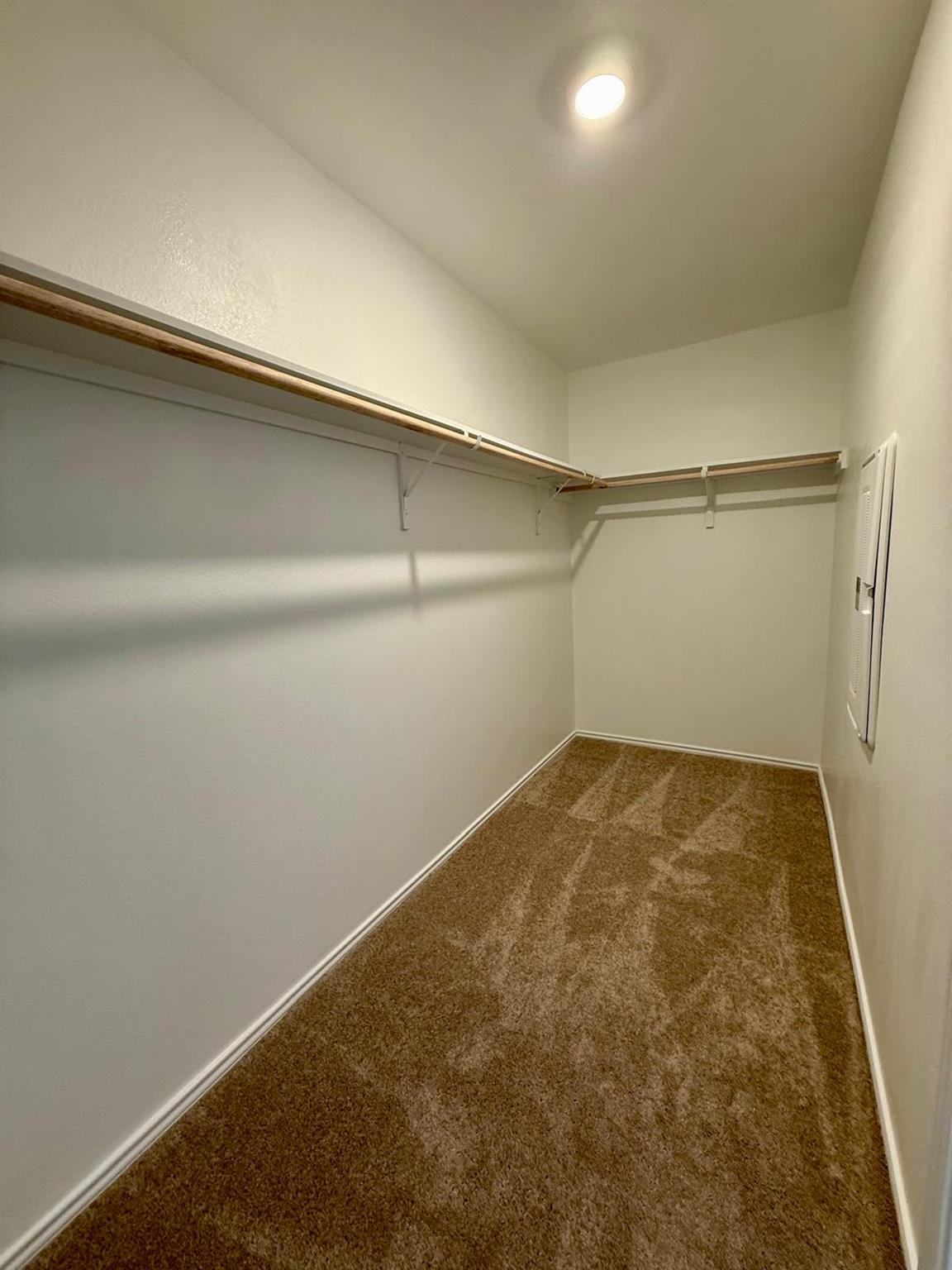 125 Painted Night Rd, Hutto, TX 78634