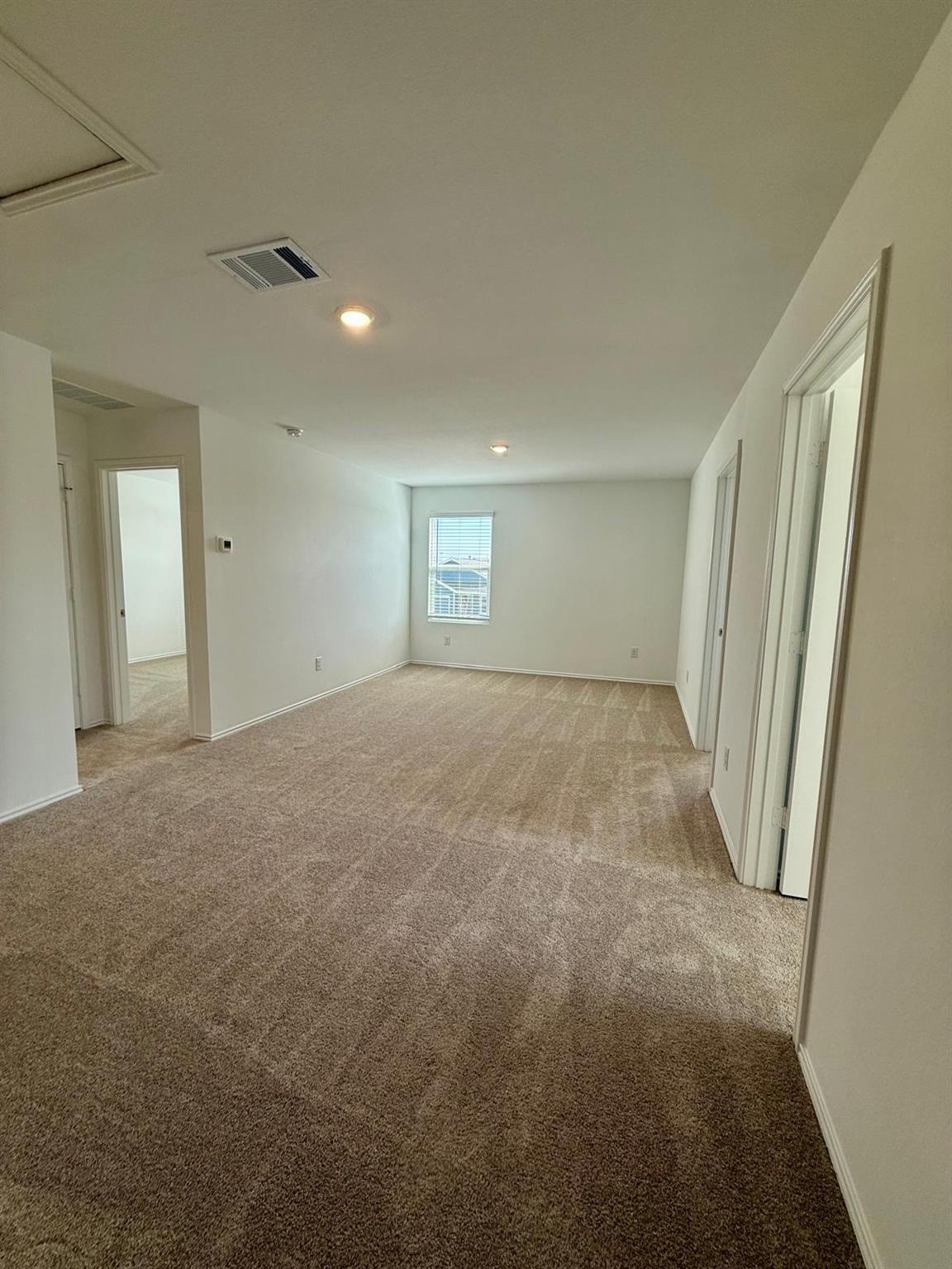 125 Painted Night Rd, Hutto, TX 78634