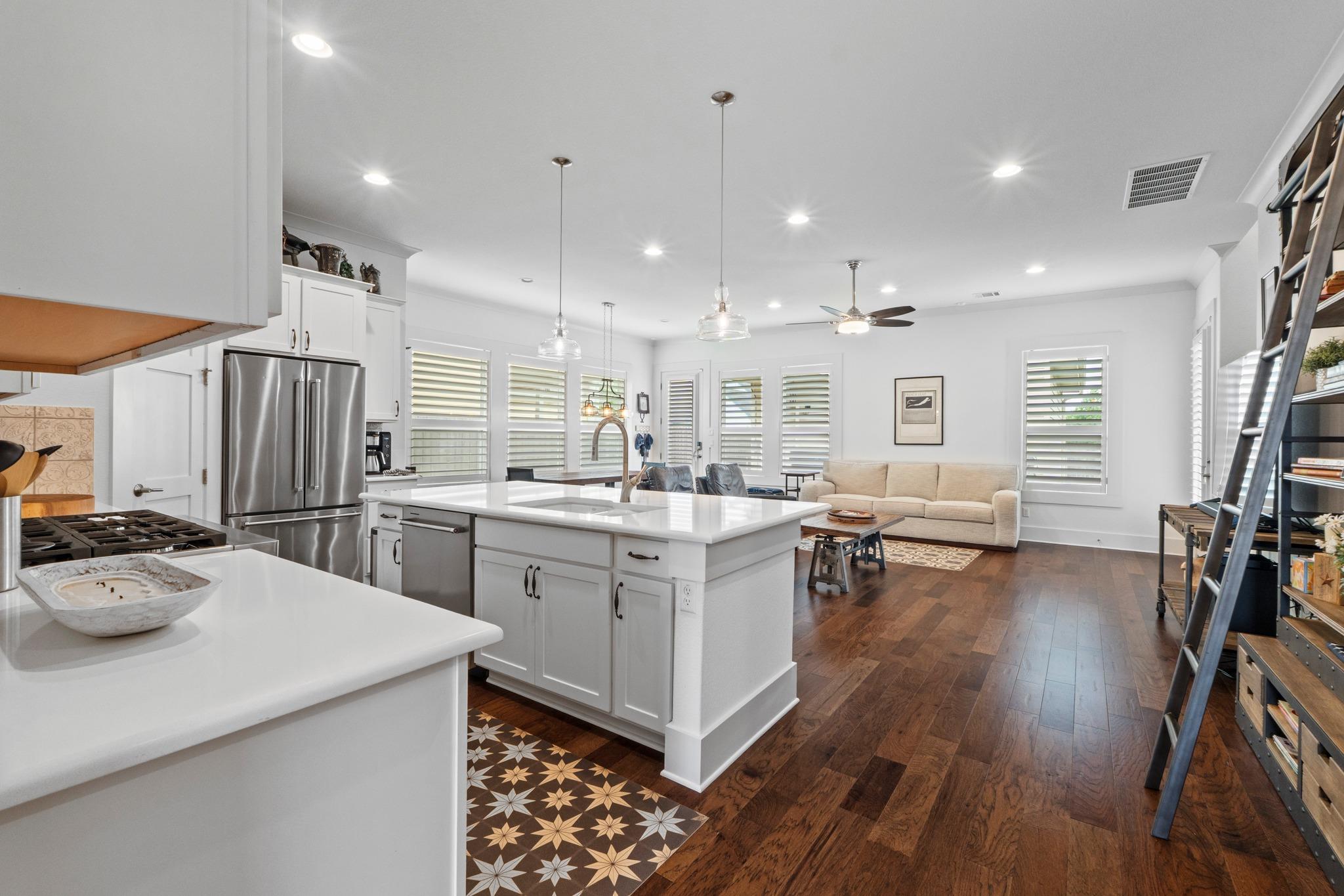 1100 Railroad Ave, Georgetown, TX 78626