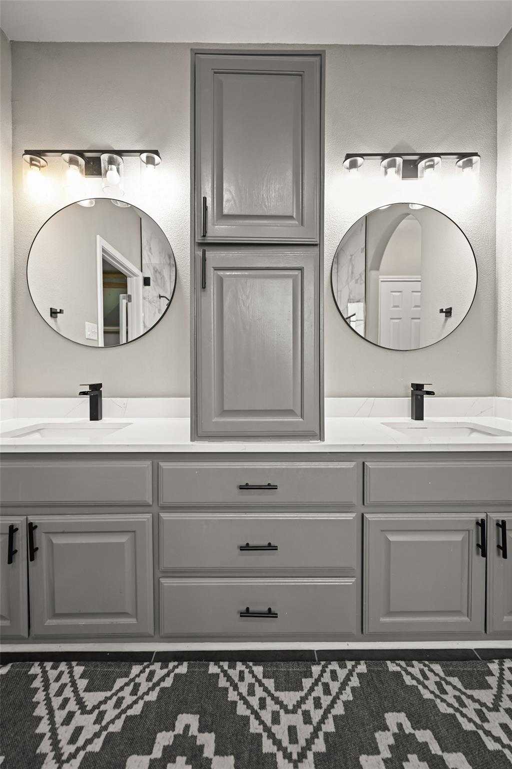 5528 Wild Foxglove Rd, Spicewood, TX 78669