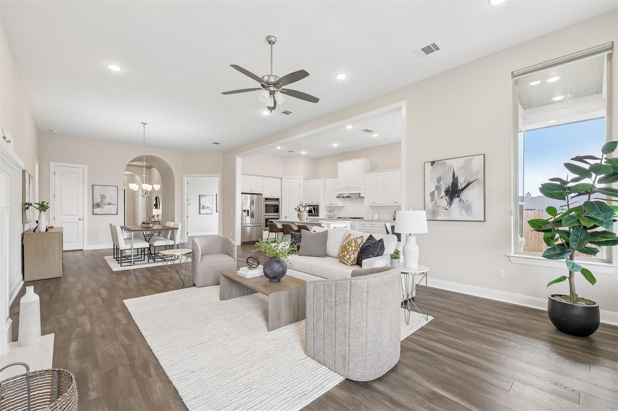 108 Regents Ln, Liberty Hill, TX 78642