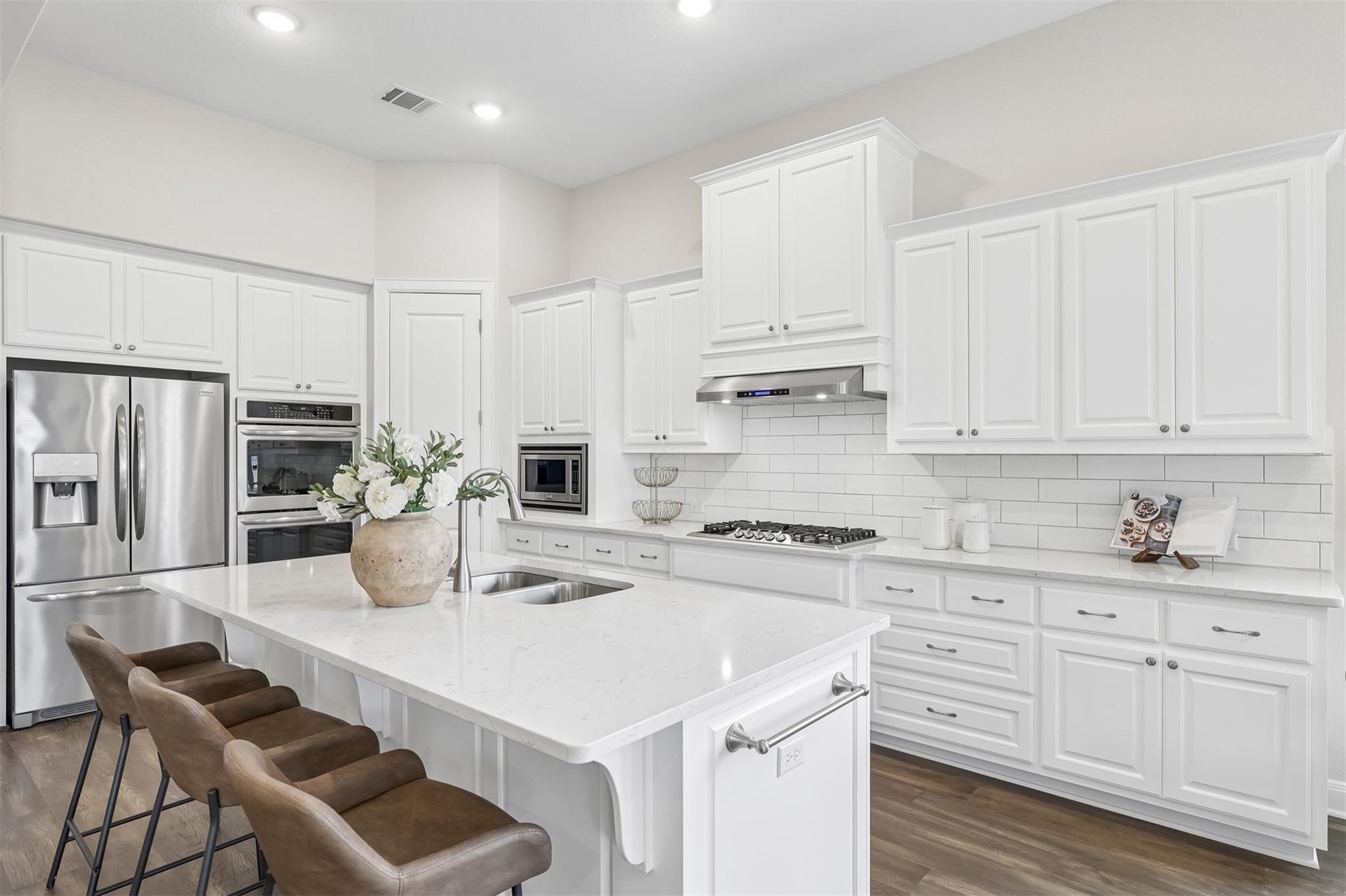 108 Regents Ln, Liberty Hill, TX 78642