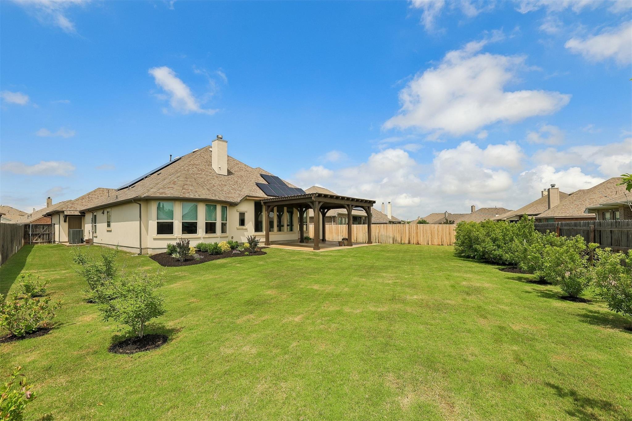 108 Regents Ln, Liberty Hill, TX 78642