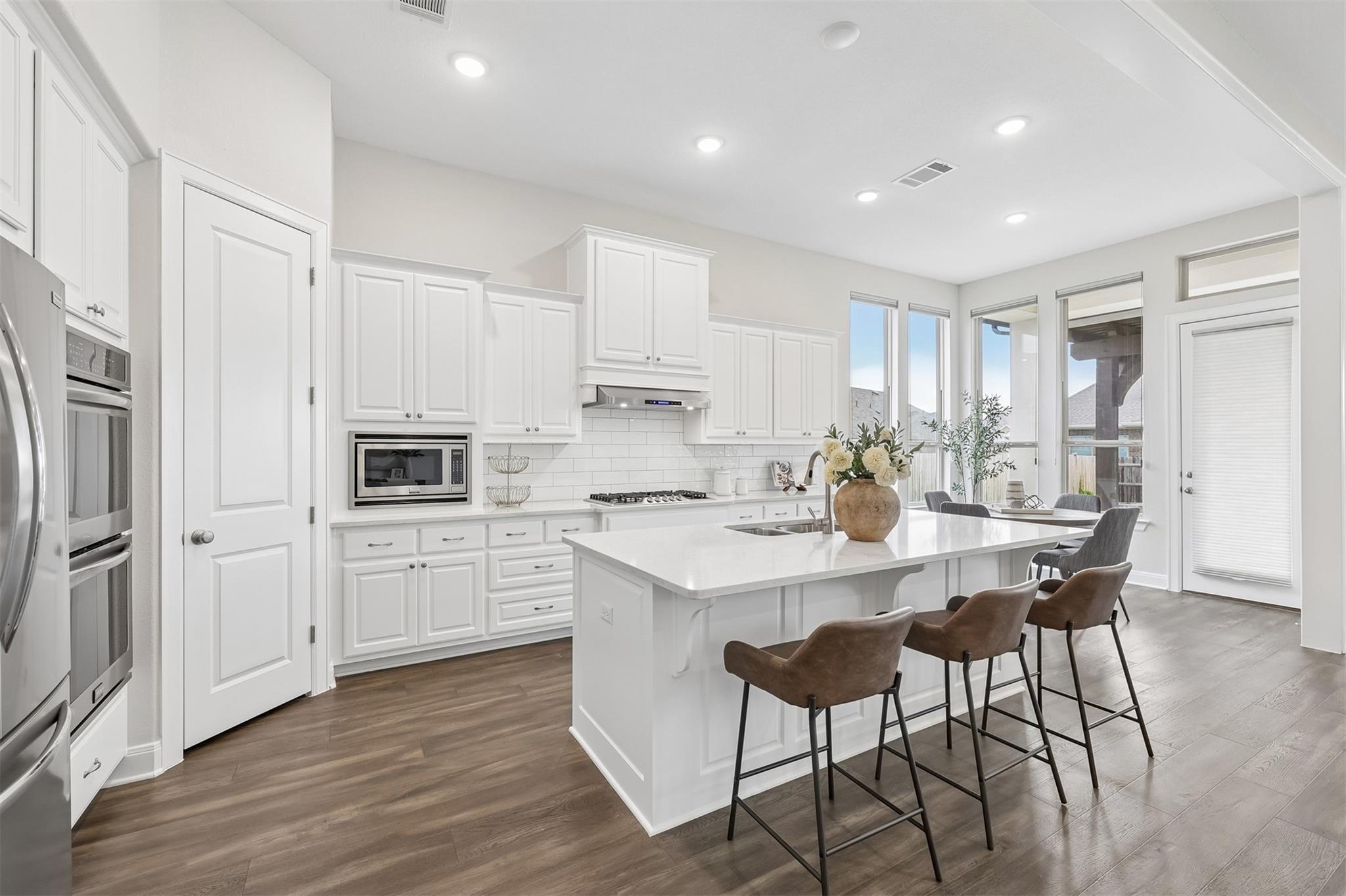 108 Regents Ln, Liberty Hill, TX 78642