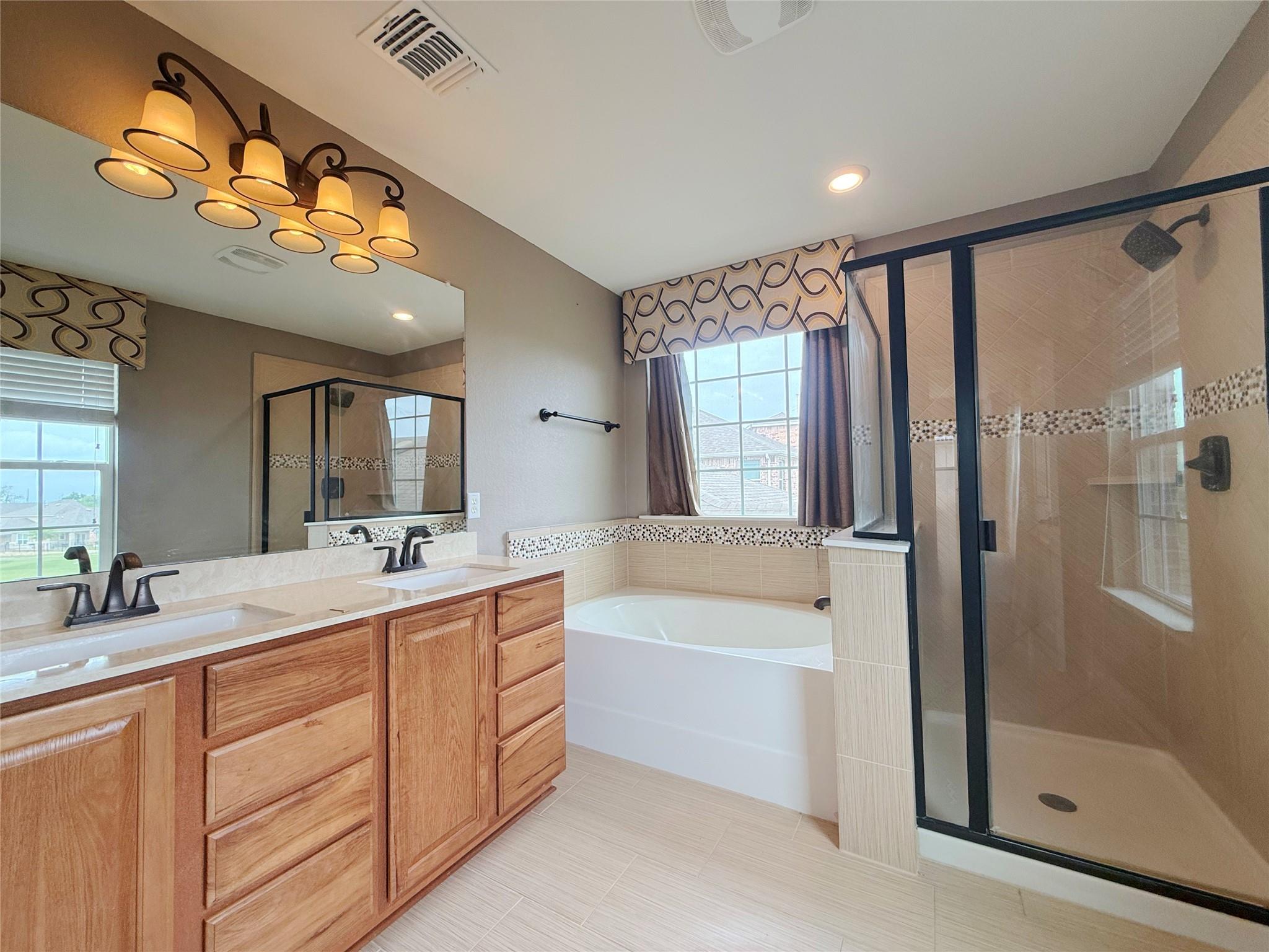 306 Danish Dr # 12, Hutto, TX 78634