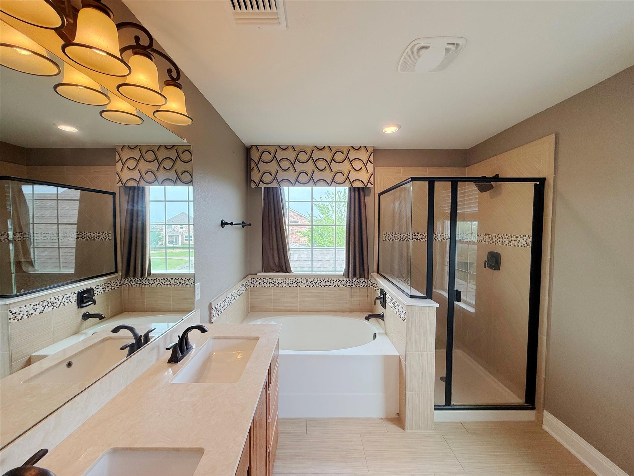 306 Danish Dr # 12, Hutto, TX 78634