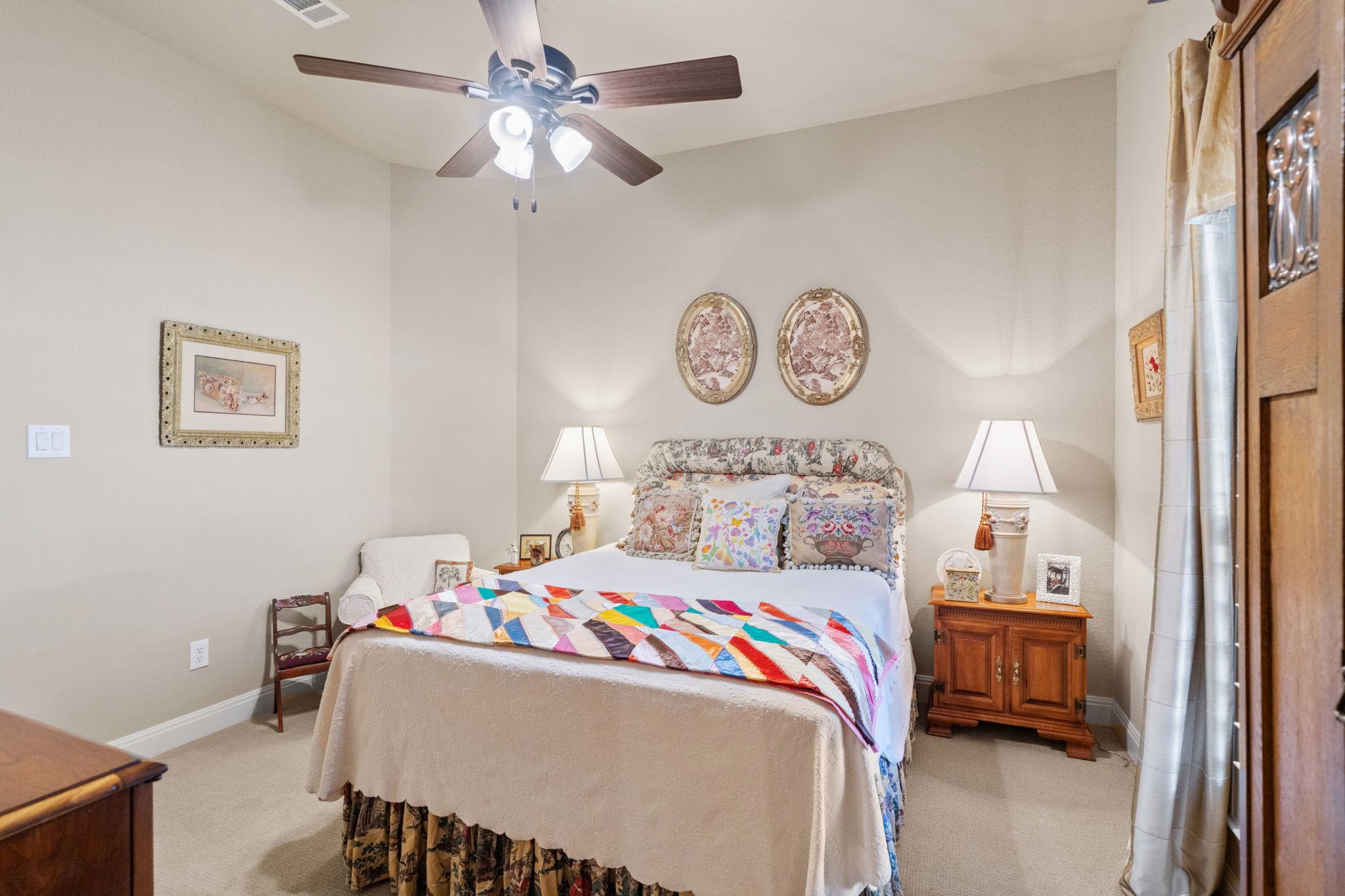 203 Circle Oaks Dr, Burnet, TX 78611