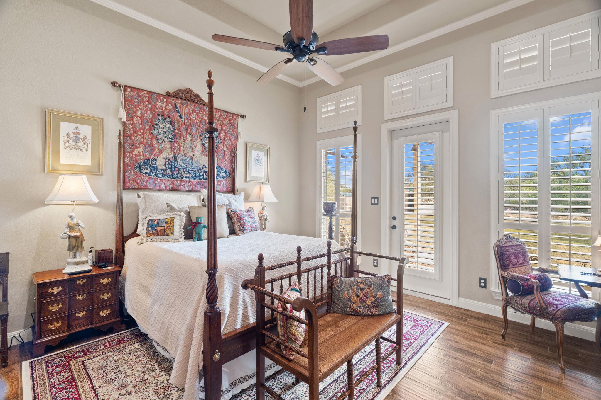 203 Circle Oaks Dr, Burnet, TX 78611