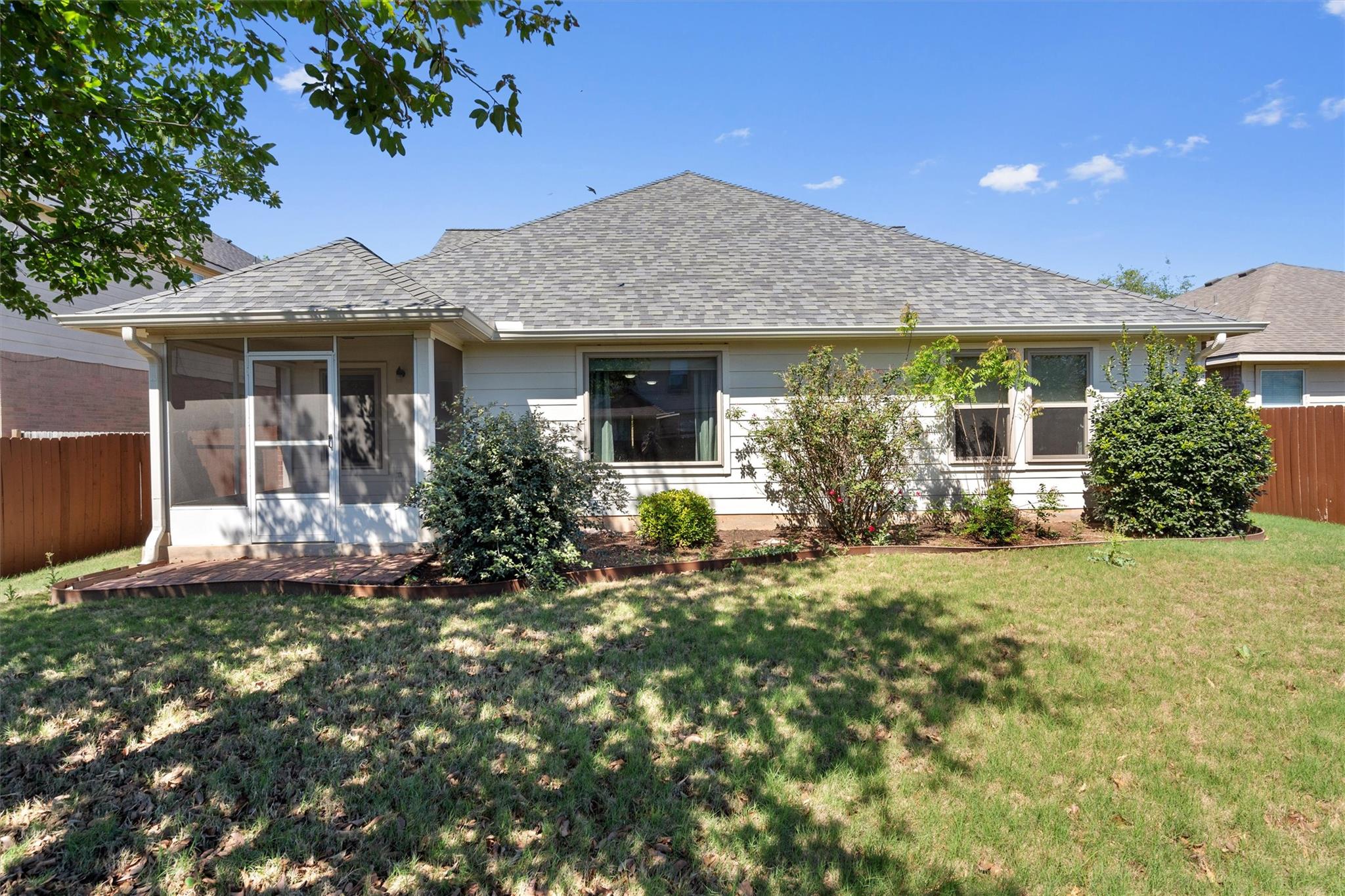 12717 Wood Lily Trl, Elgin, TX 78621