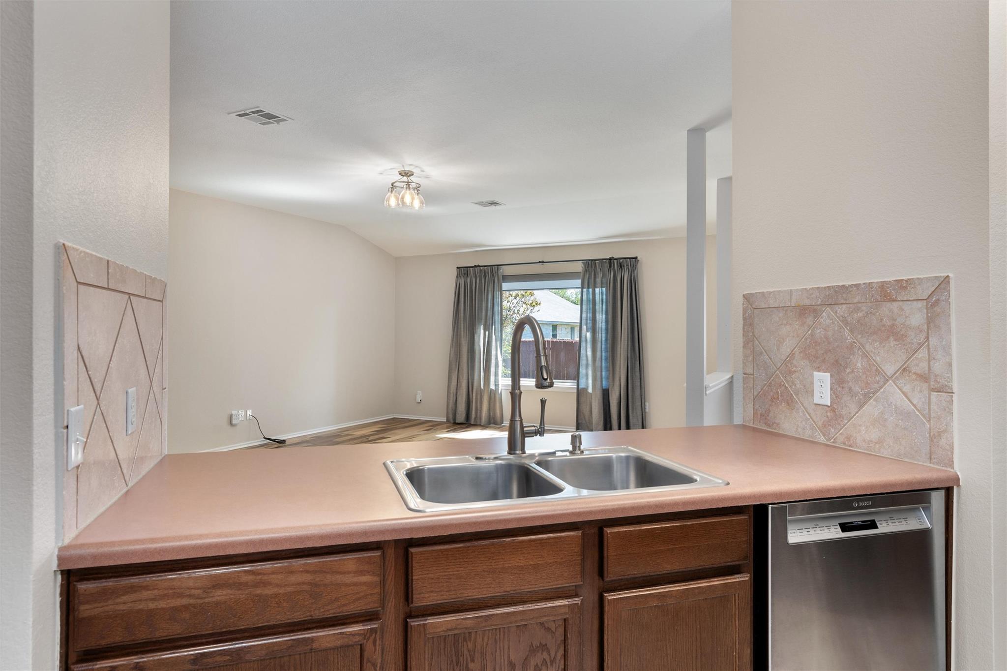 12717 Wood Lily Trl, Elgin, TX 78621