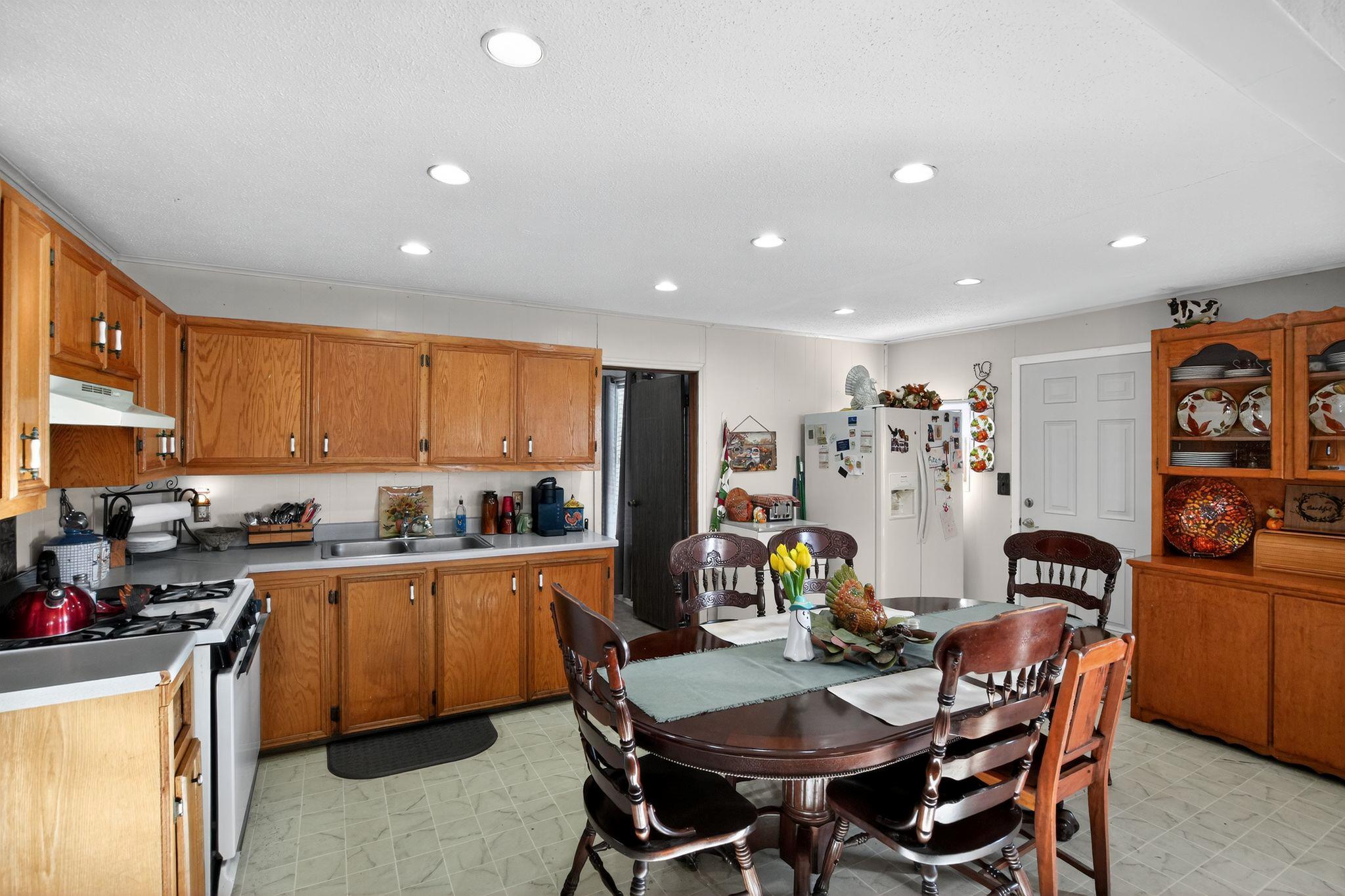 1309 Blackjack St, Lockhart, TX 78644