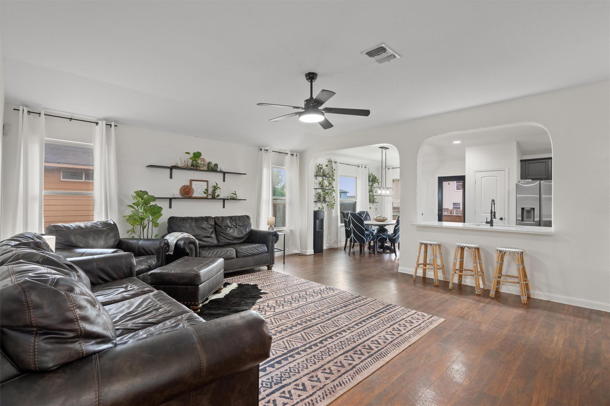 606 Old Peak Rd, Georgetown, TX 78626