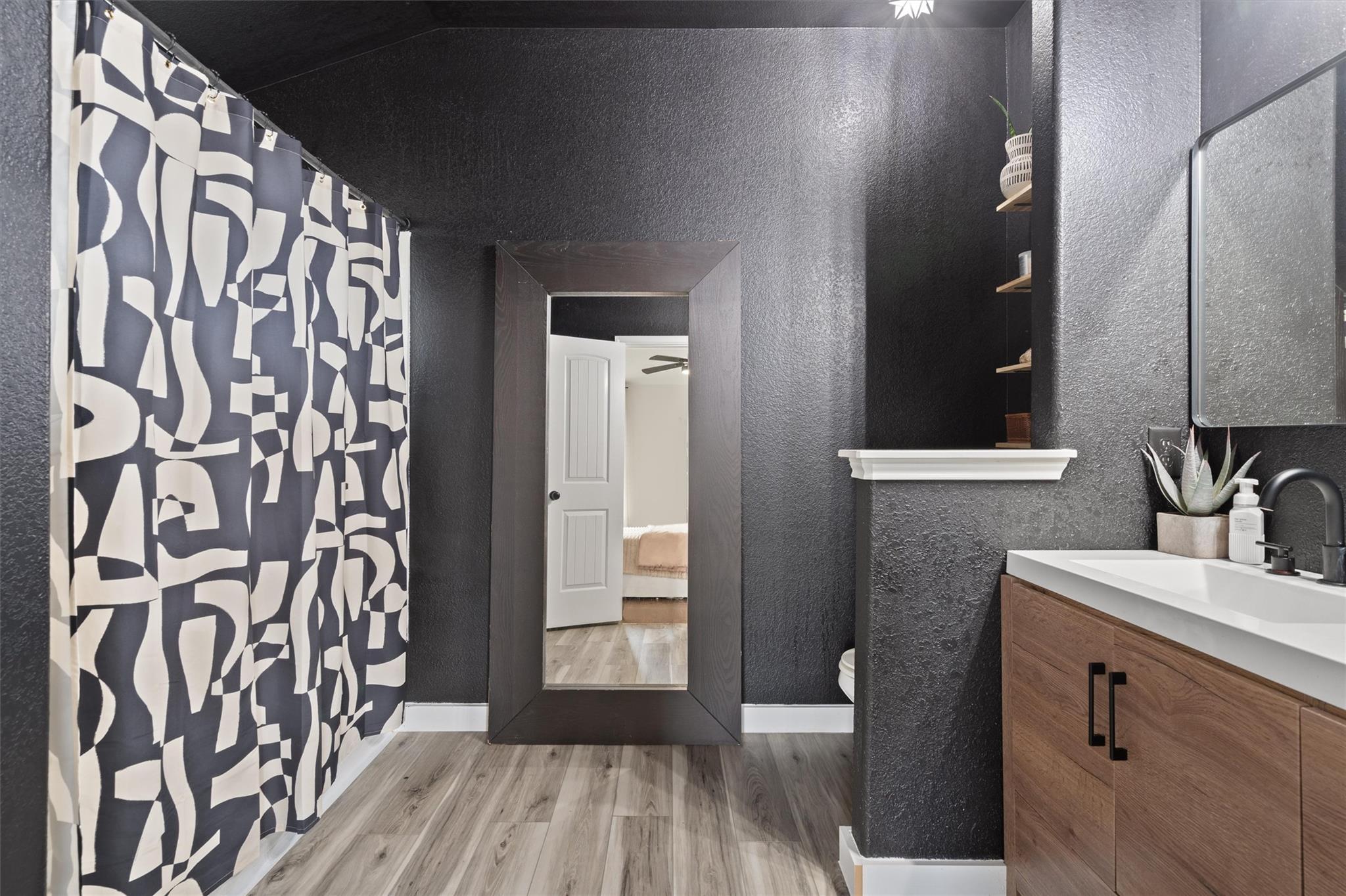 606 Old Peak Rd, Georgetown, TX 78626