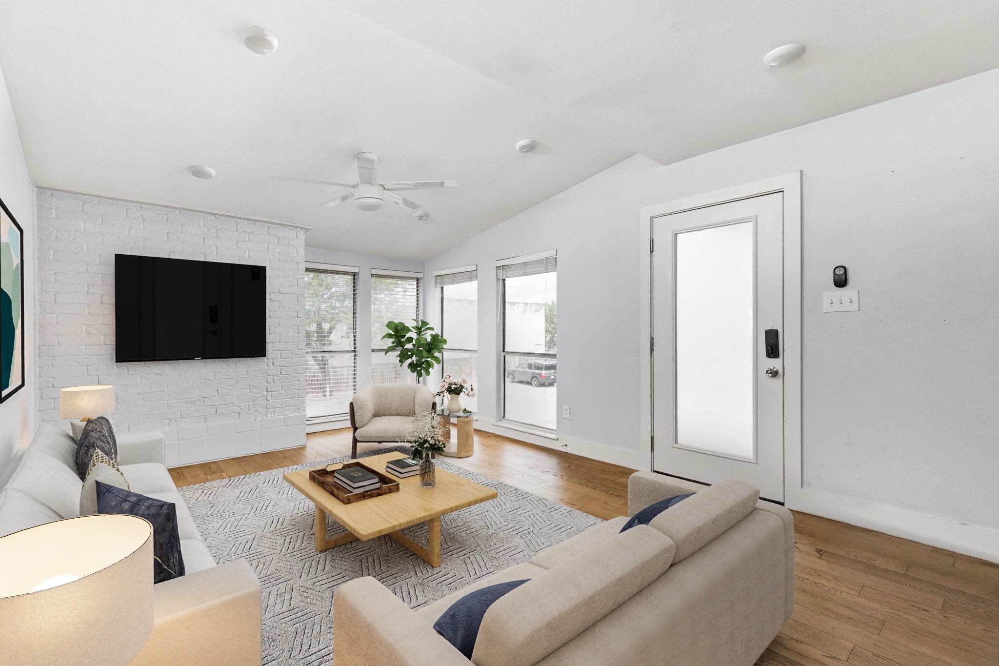 909 Reinli St # 232, Austin, TX 78751