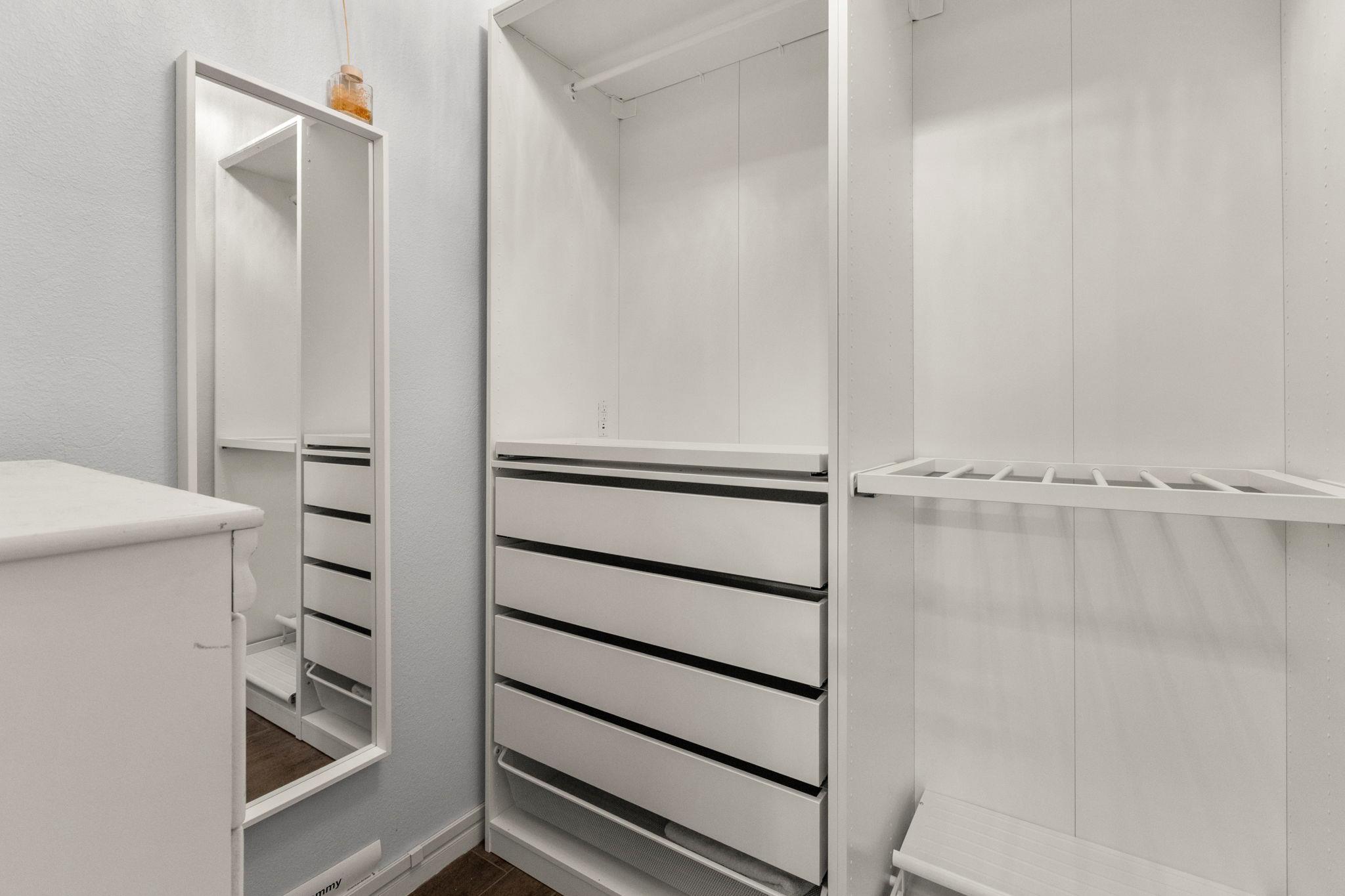 1100 Vanderbilt Cir, Pflugerville, TX 78660