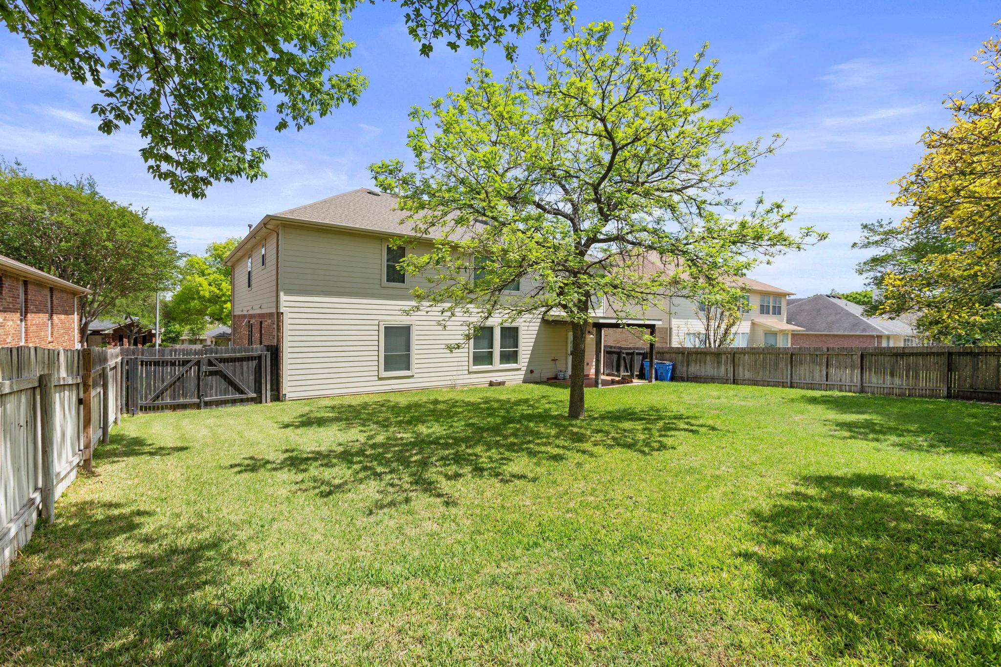 1100 Vanderbilt Cir, Pflugerville, TX 78660