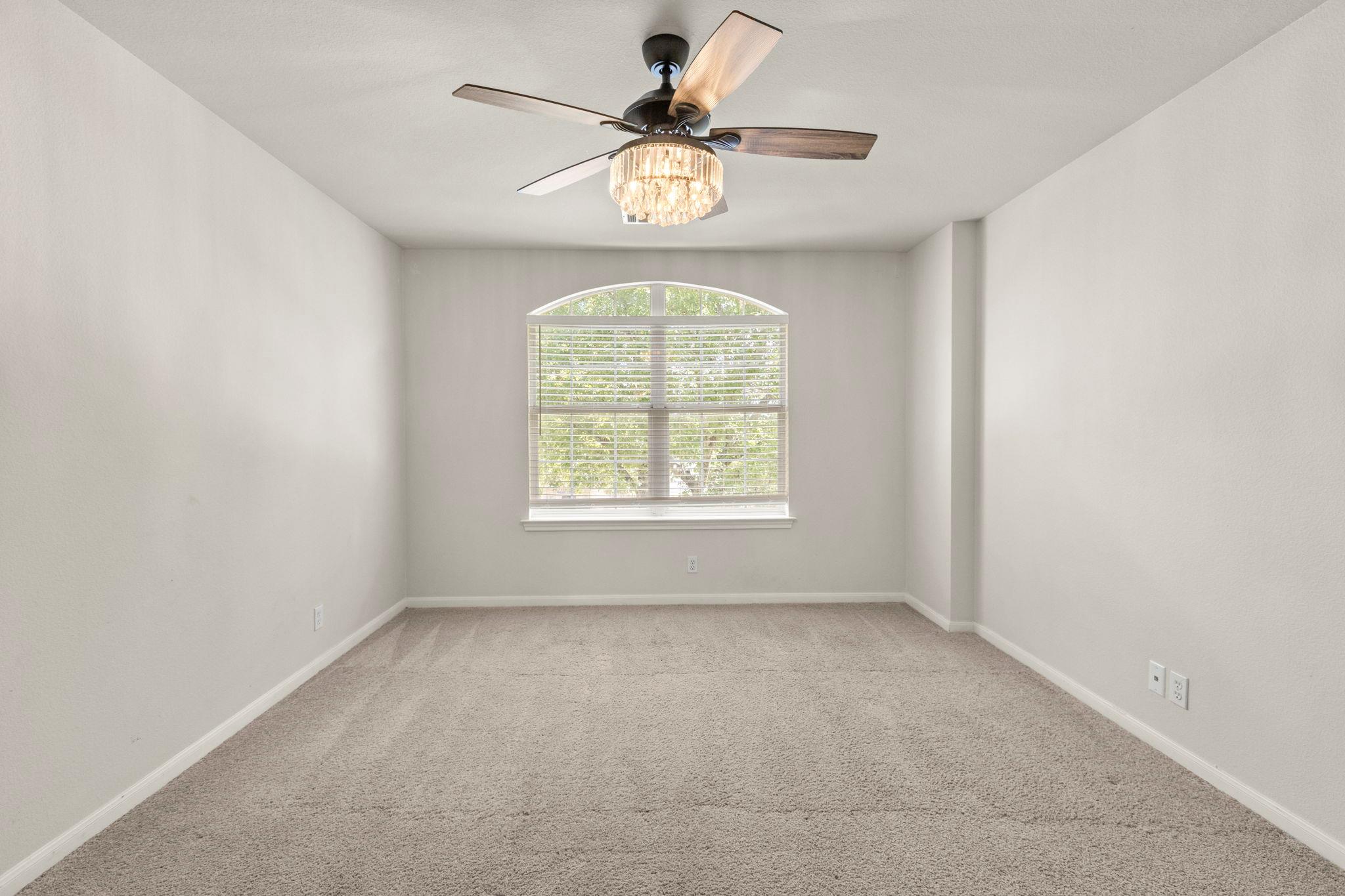 1100 Vanderbilt Cir, Pflugerville, TX 78660