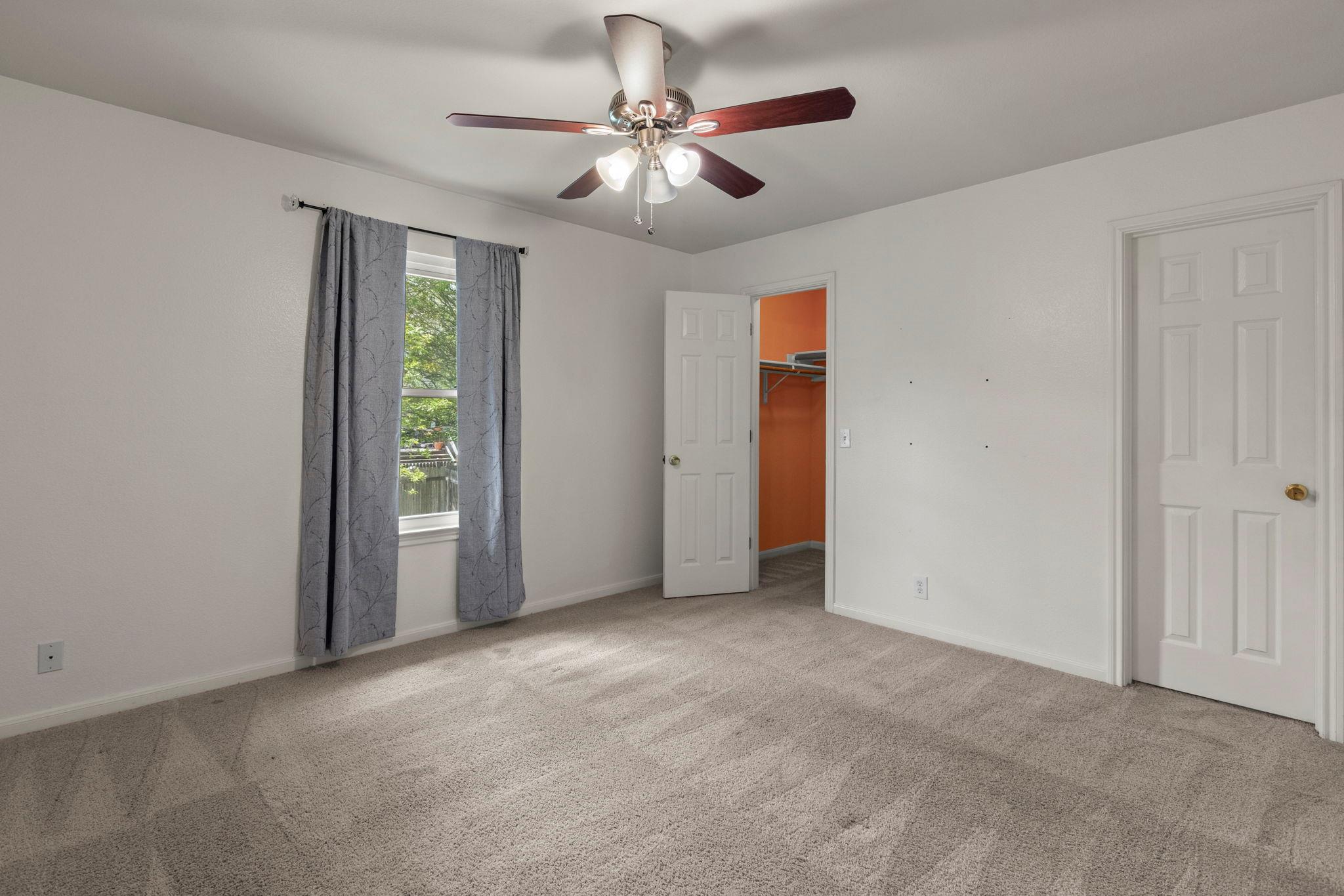 1100 Vanderbilt Cir, Pflugerville, TX 78660