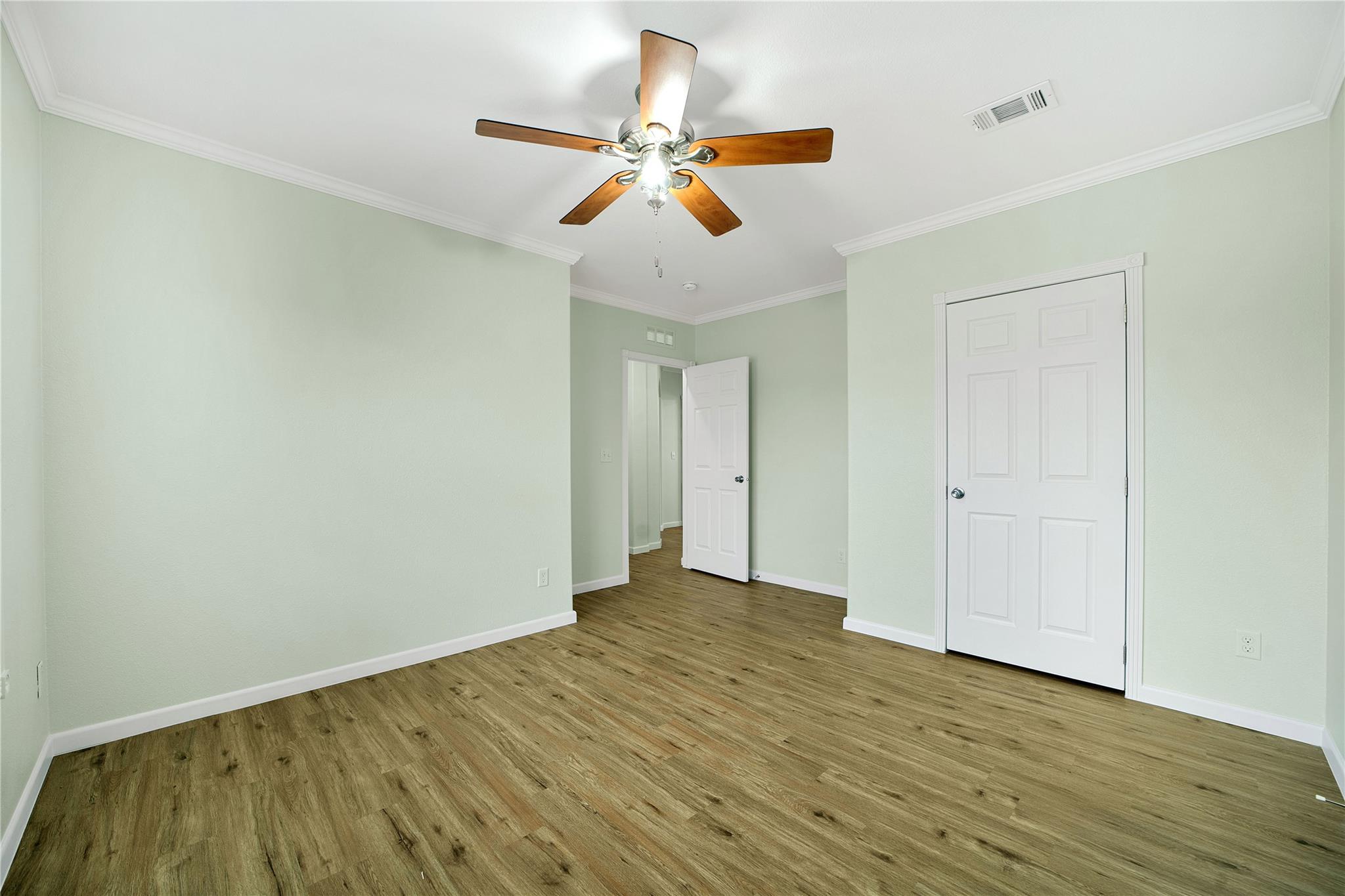 480 Holz Rd, Niederwald, TX 78640