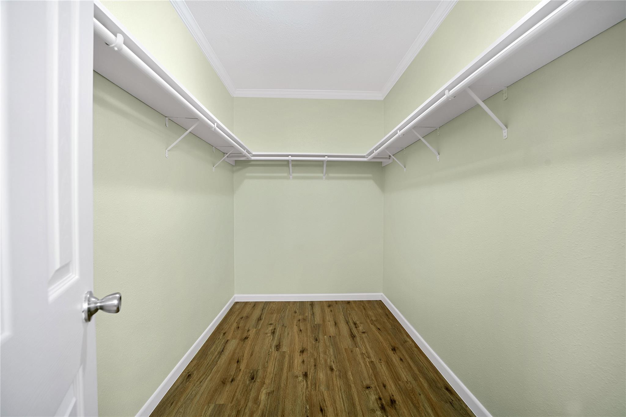 480 Holz Rd, Niederwald, TX 78640