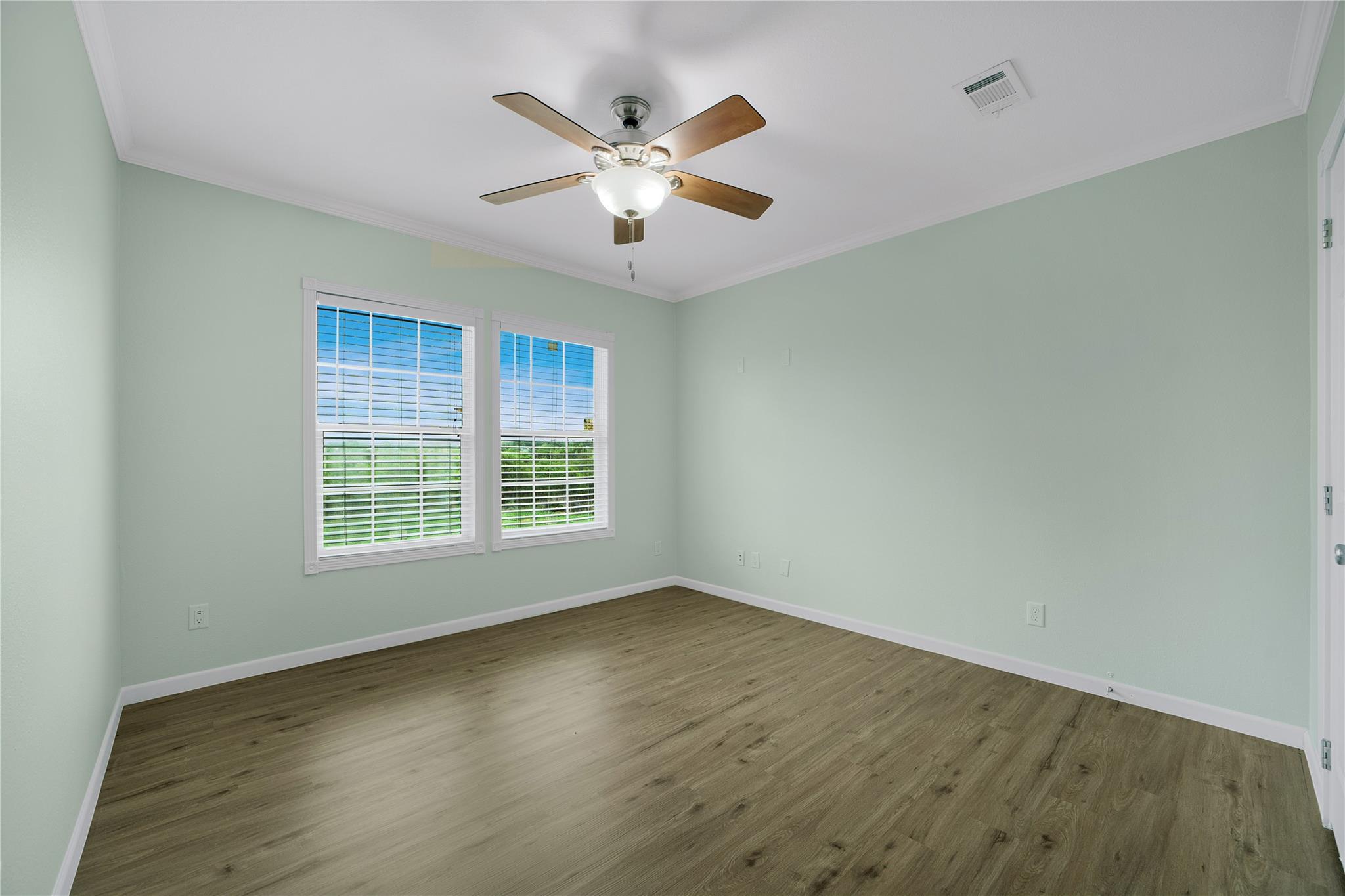 480 Holz Rd, Niederwald, TX 78640