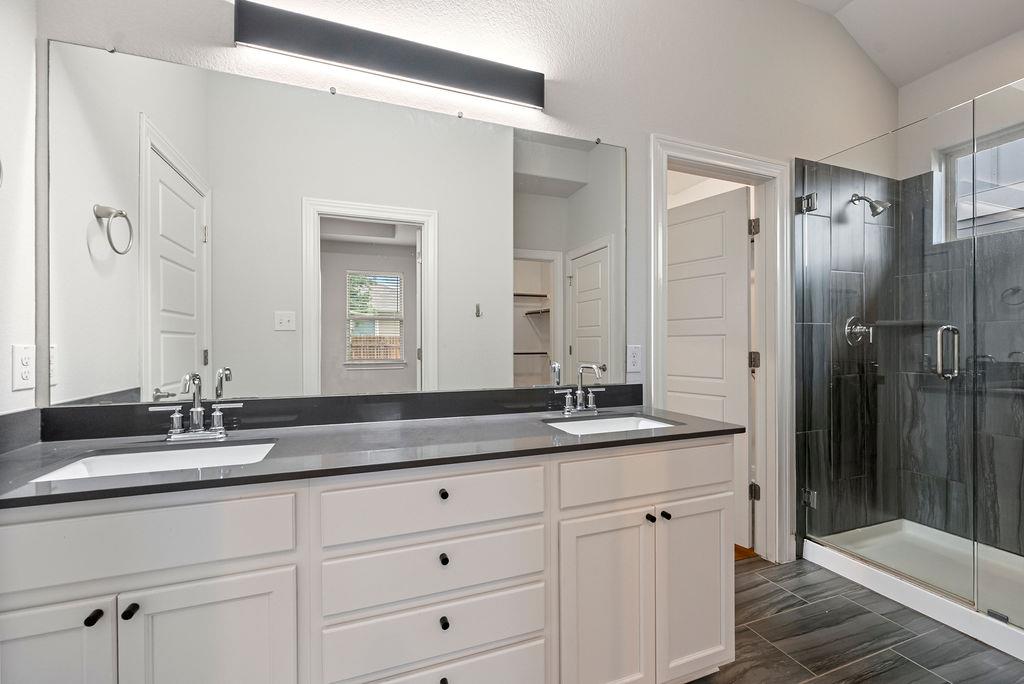 11900 Mercantile Ln # 44, Austin, TX 78748