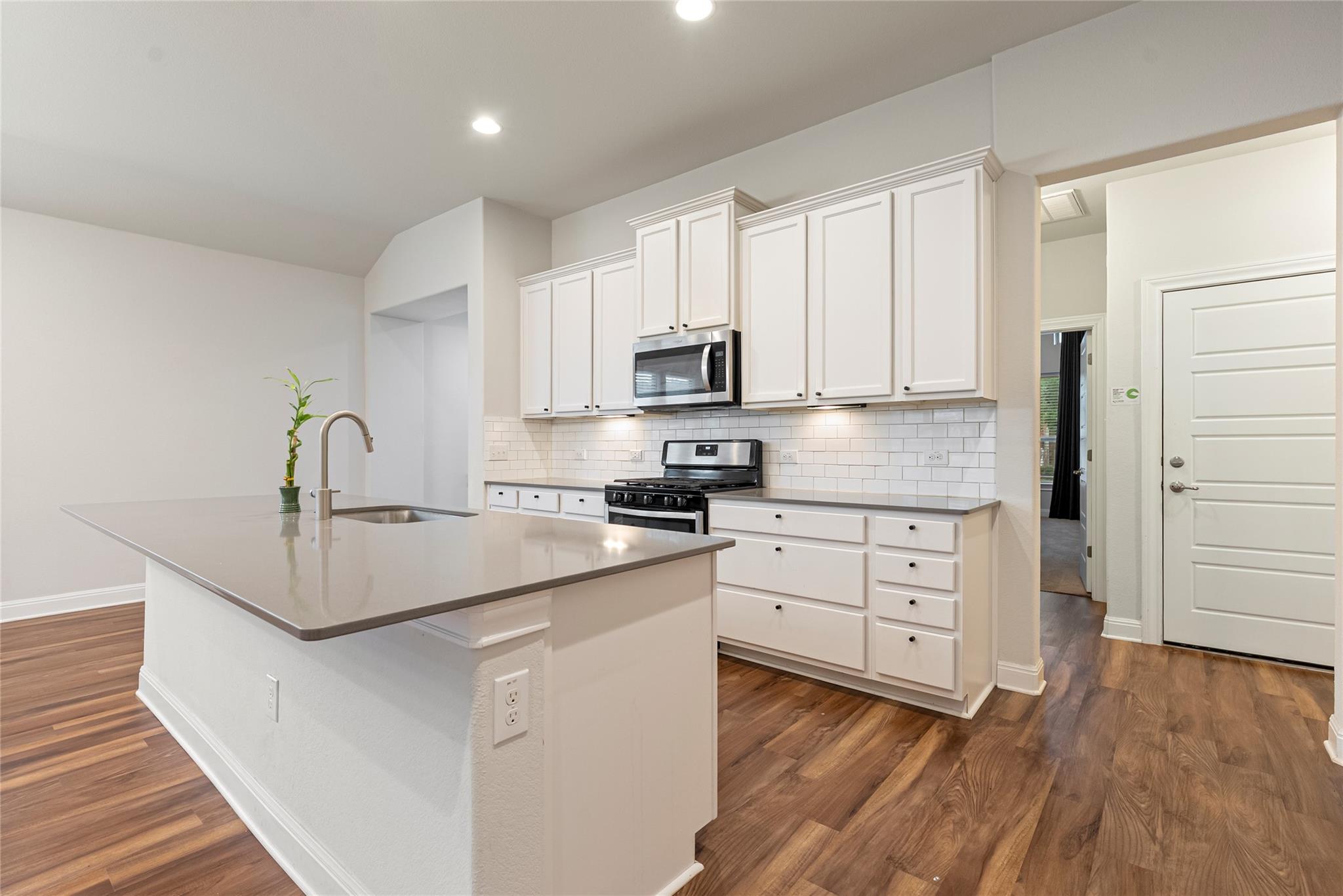 11900 Mercantile Ln # 44, Austin, TX 78748