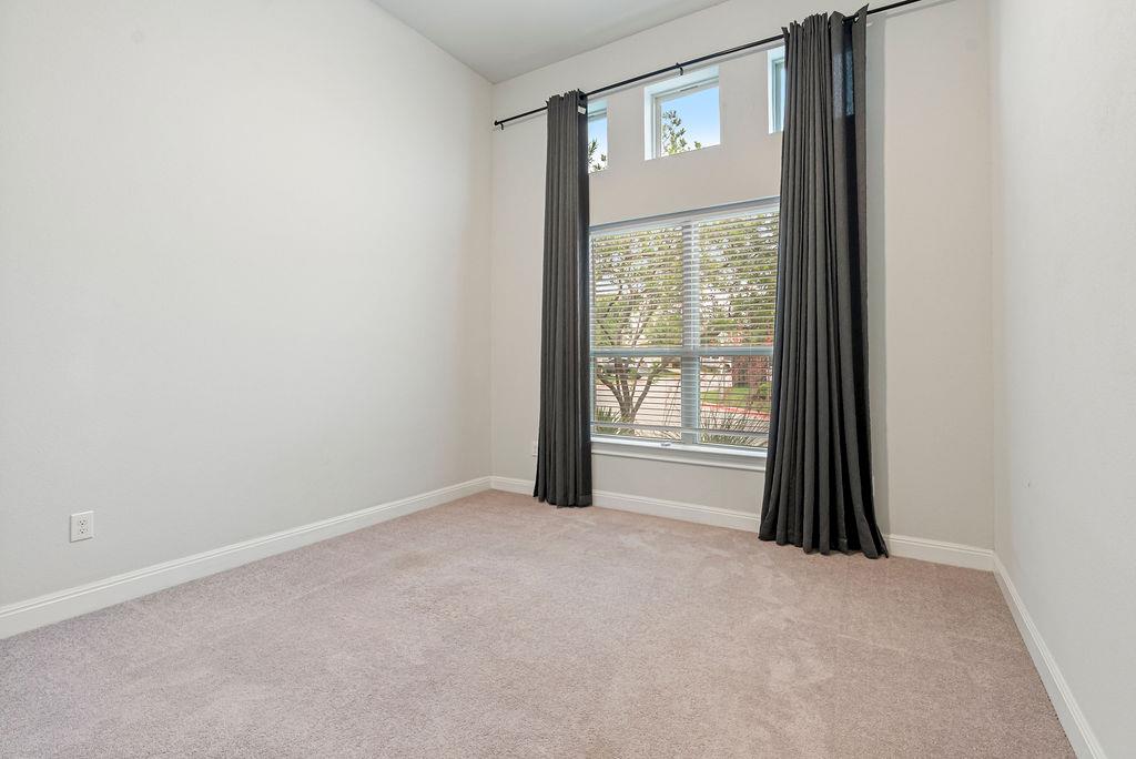 11900 Mercantile Ln # 44, Austin, TX 78748