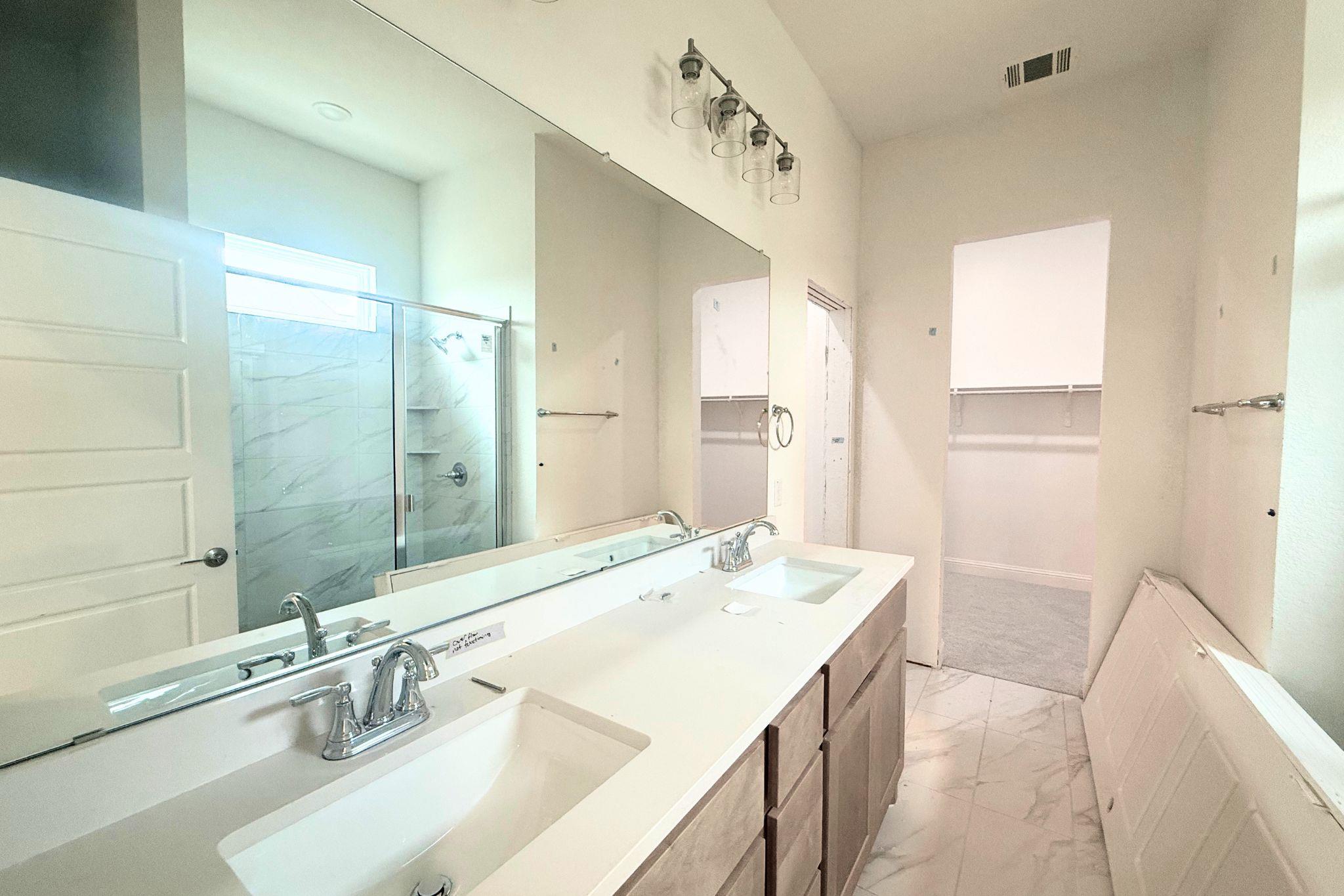 1033 Stonehill Dr, Georgetown, TX 78633