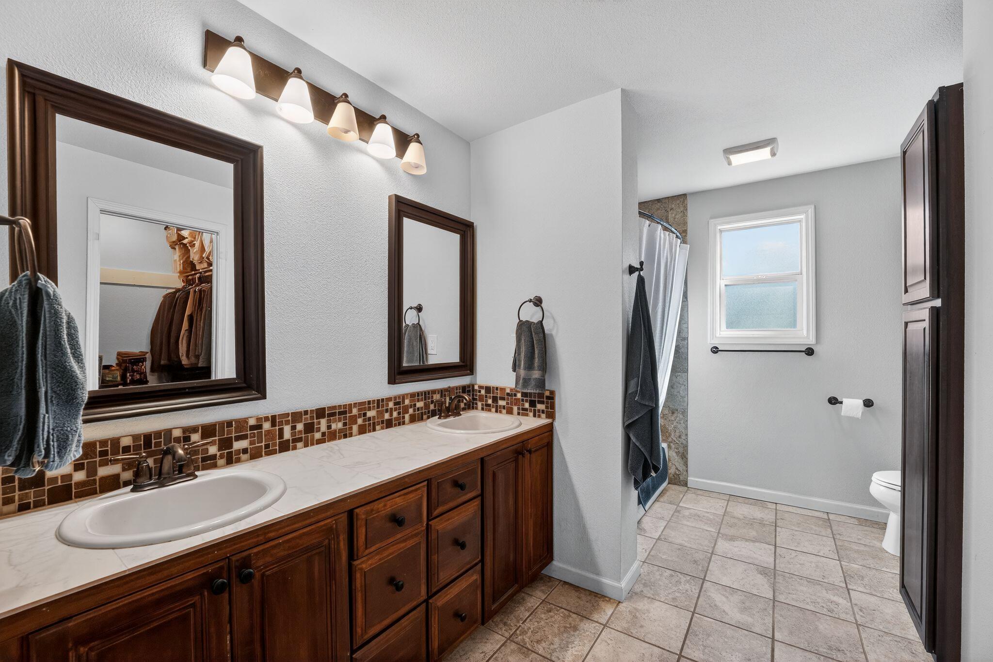 2401 De Soto Dr, Austin, TX 78733