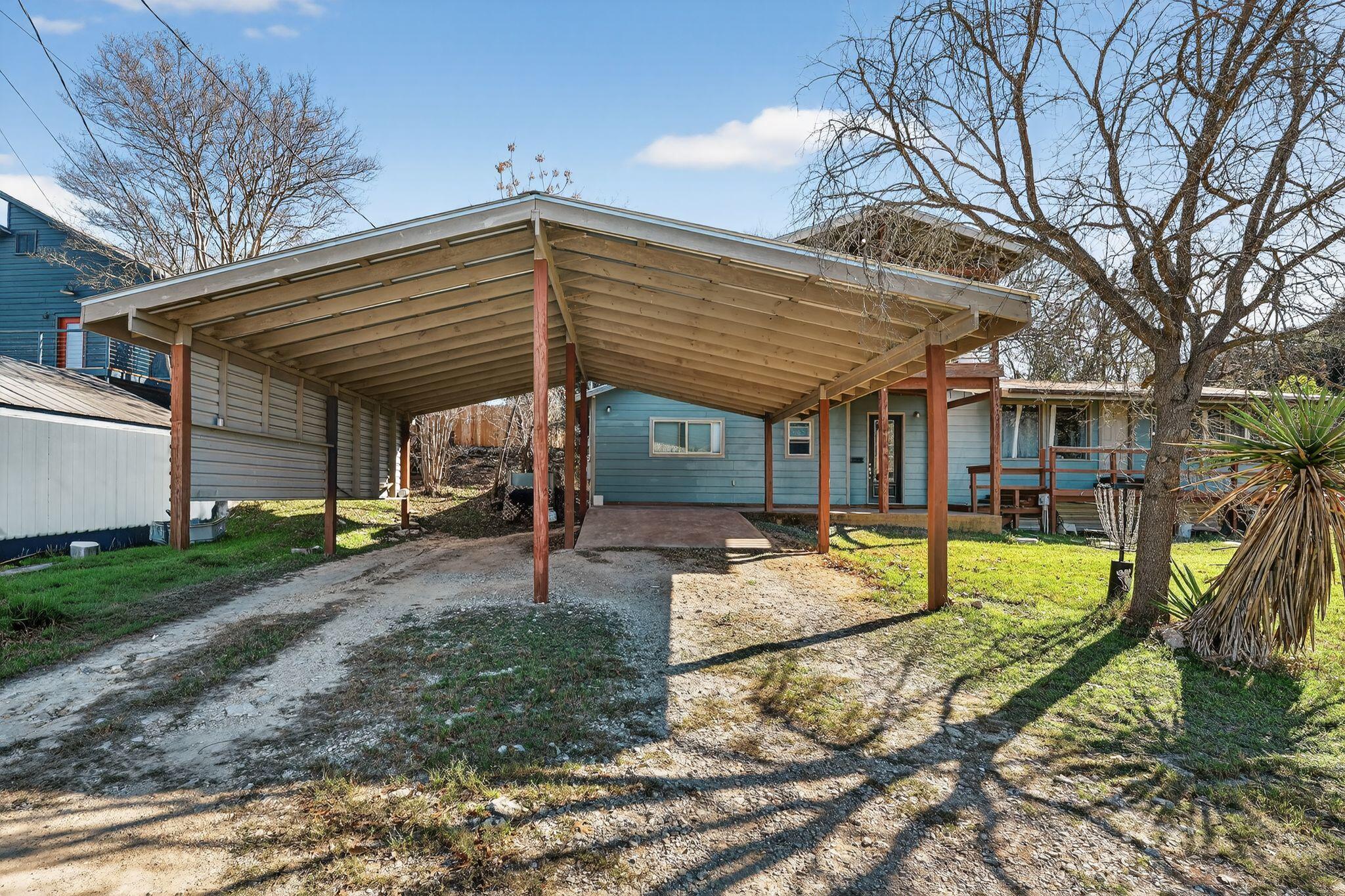 2401 De Soto Dr, Austin, TX 78733