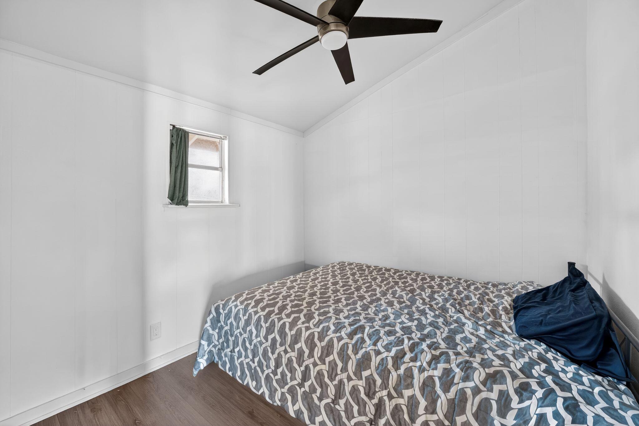 2401 De Soto Dr, Austin, TX 78733