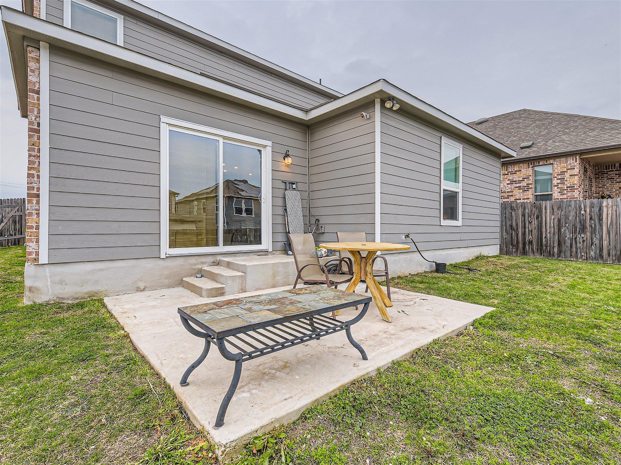 6521 Carriage Pines Dr, Del Valle, TX 78617