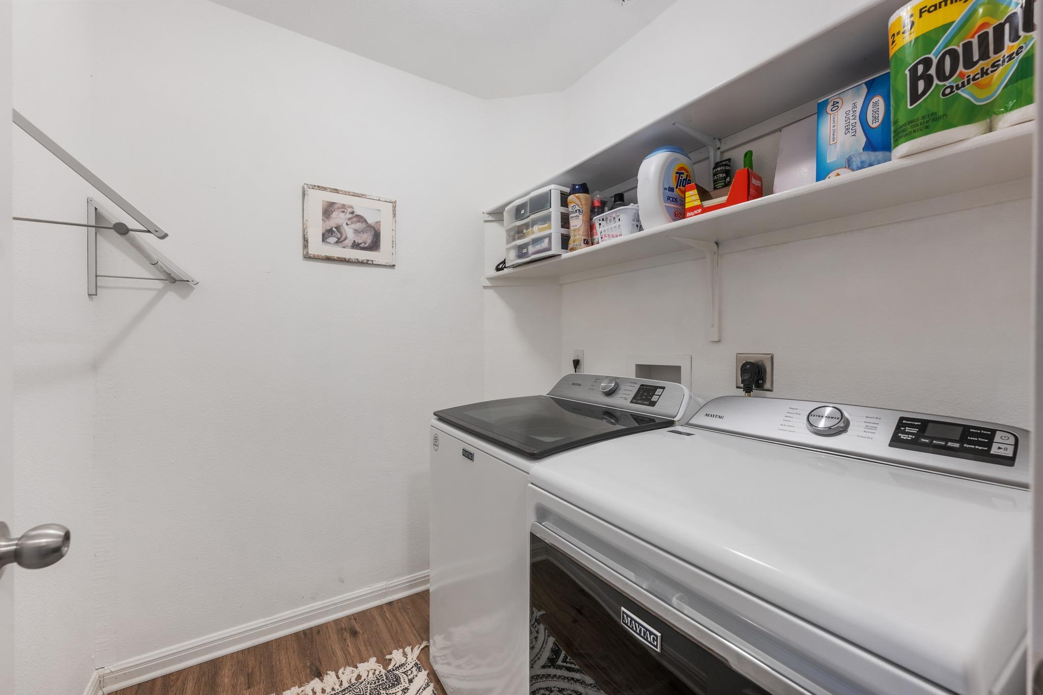 303 McCoy Ln, Hutto, TX 78634