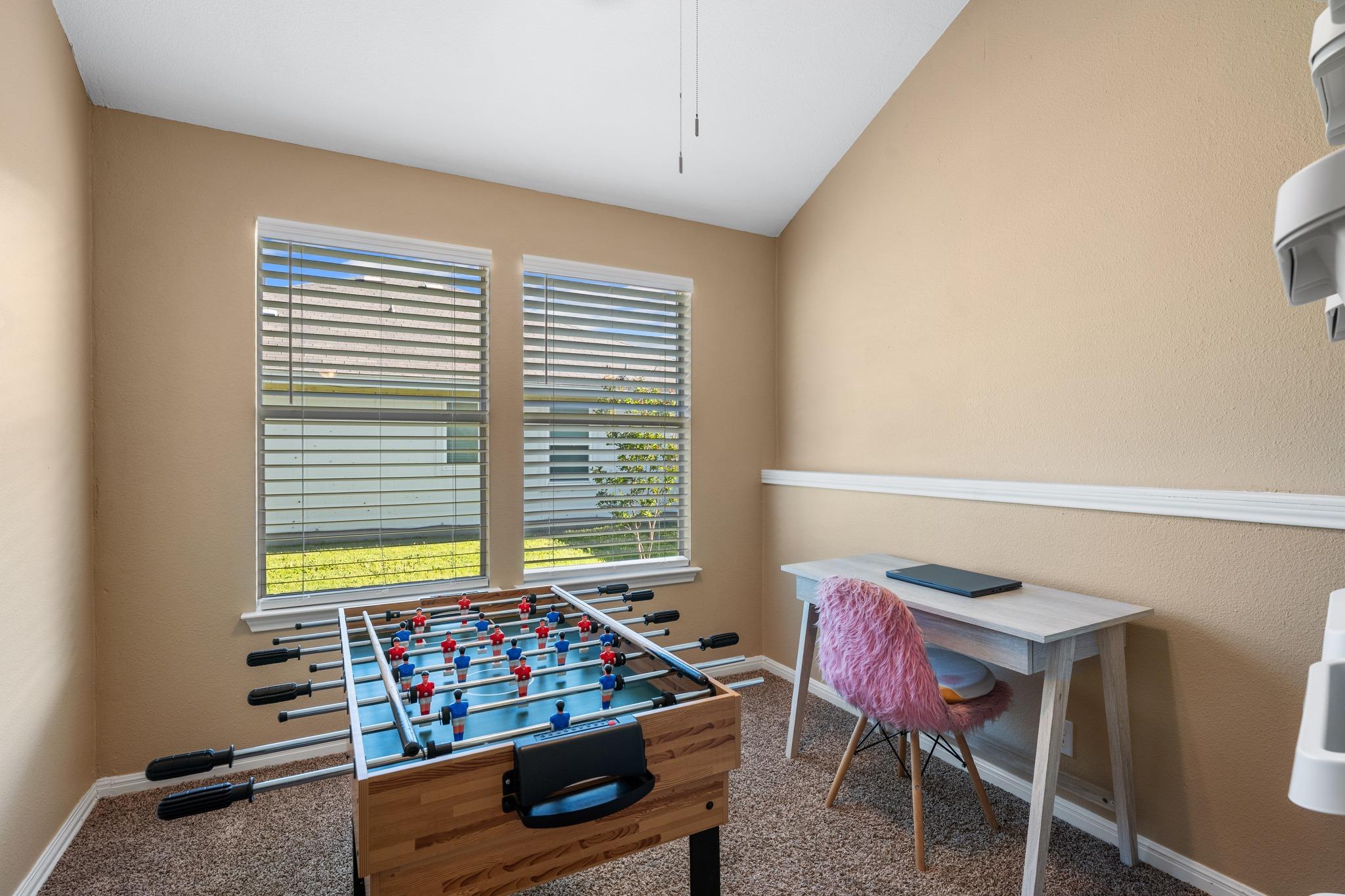 303 McCoy Ln, Hutto, TX 78634