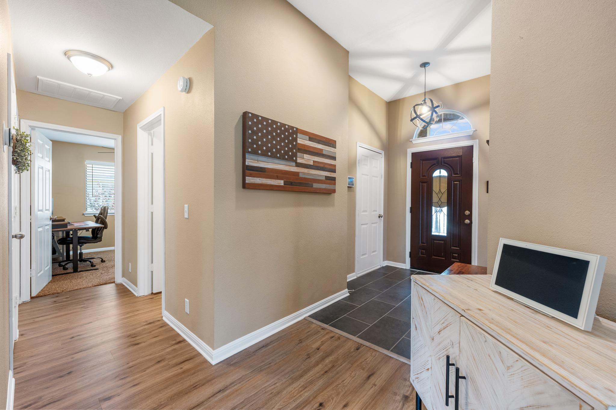 303 McCoy Ln, Hutto, TX 78634