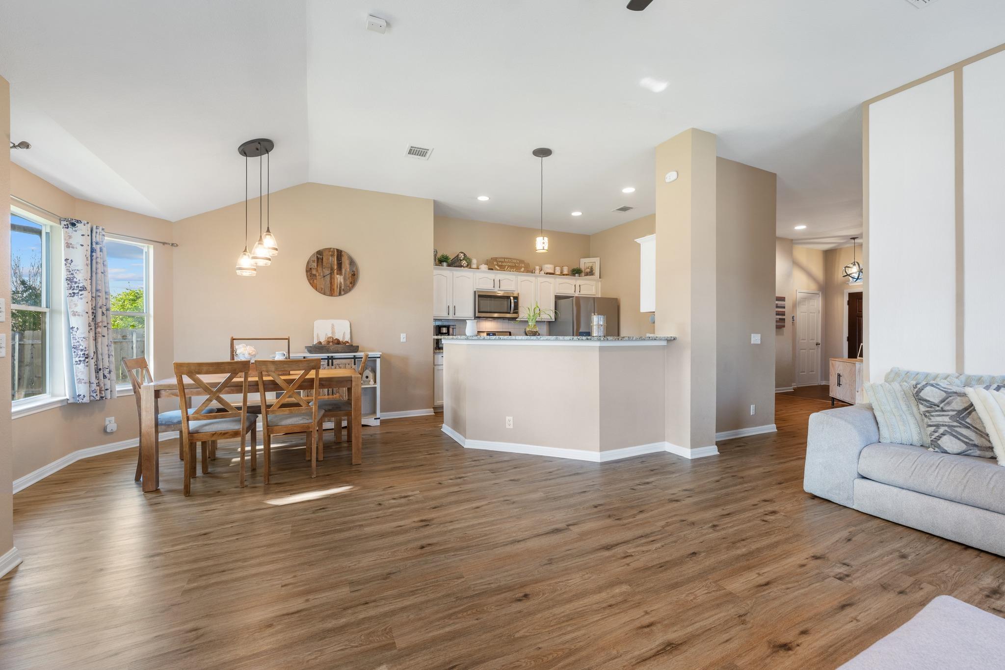 303 McCoy Ln, Hutto, TX 78634