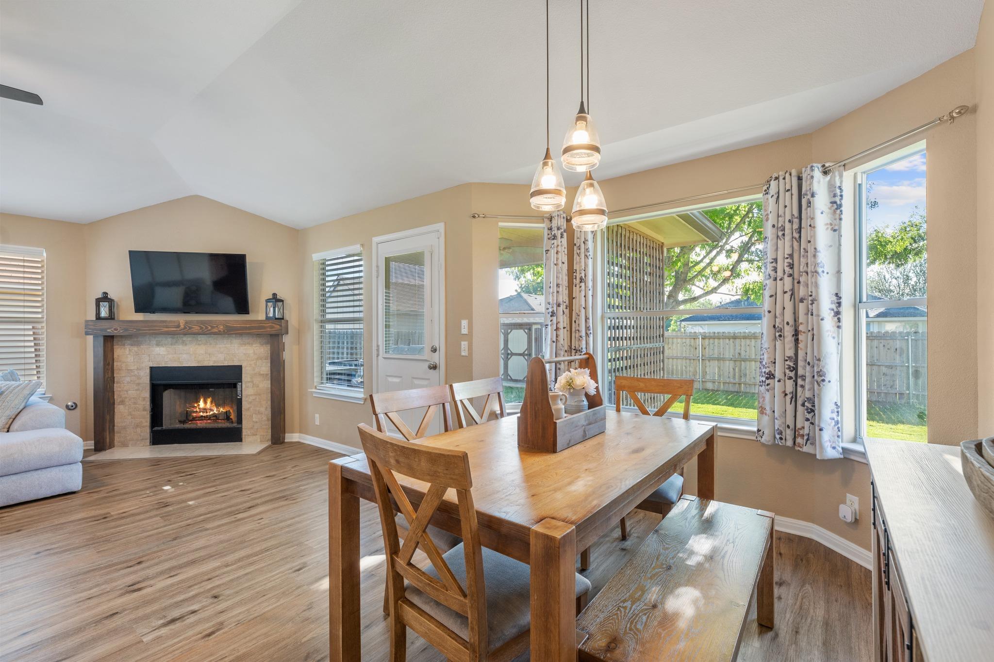 303 McCoy Ln, Hutto, TX 78634