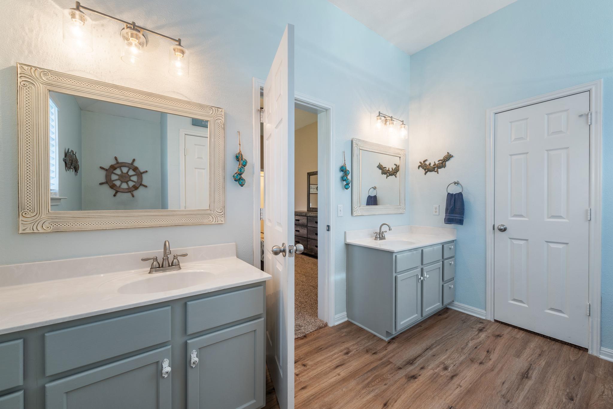 303 McCoy Ln, Hutto, TX 78634