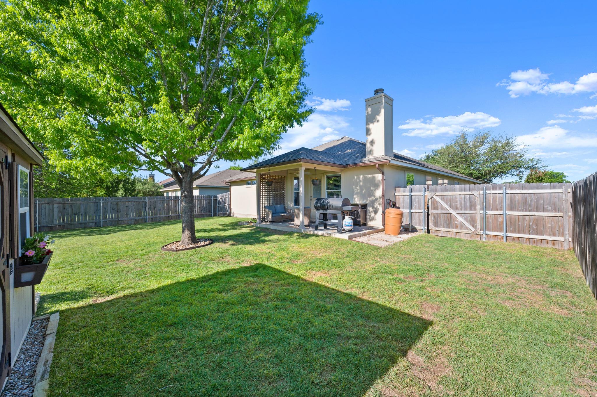 303 McCoy Ln, Hutto, TX 78634