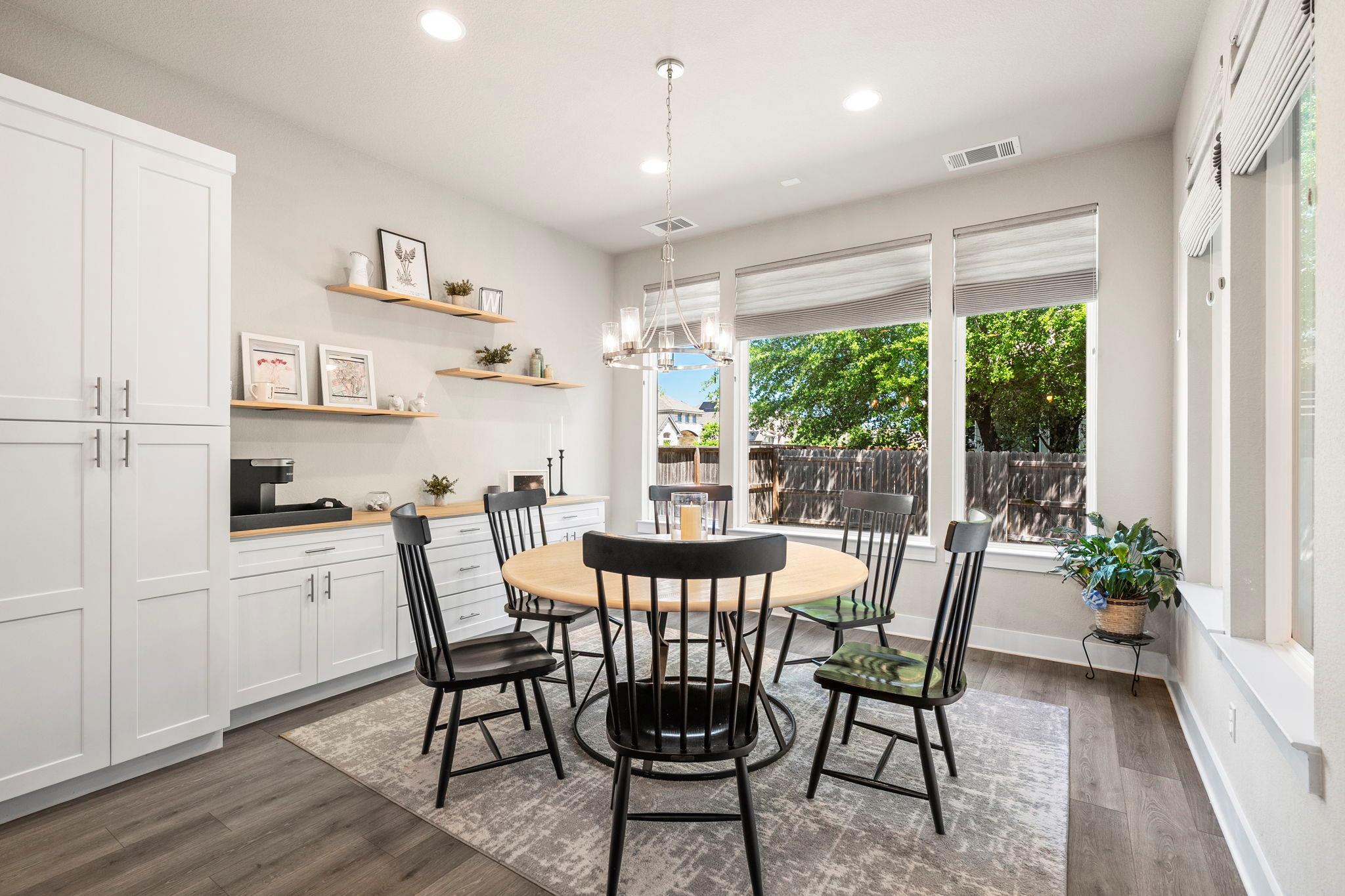 700 Whitetail Dr, Round Rock, TX 78681