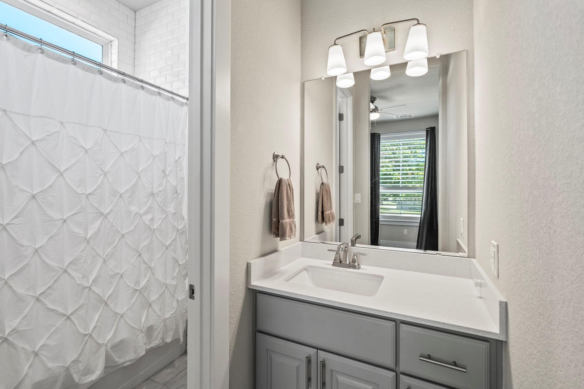 700 Whitetail Dr, Round Rock, TX 78681