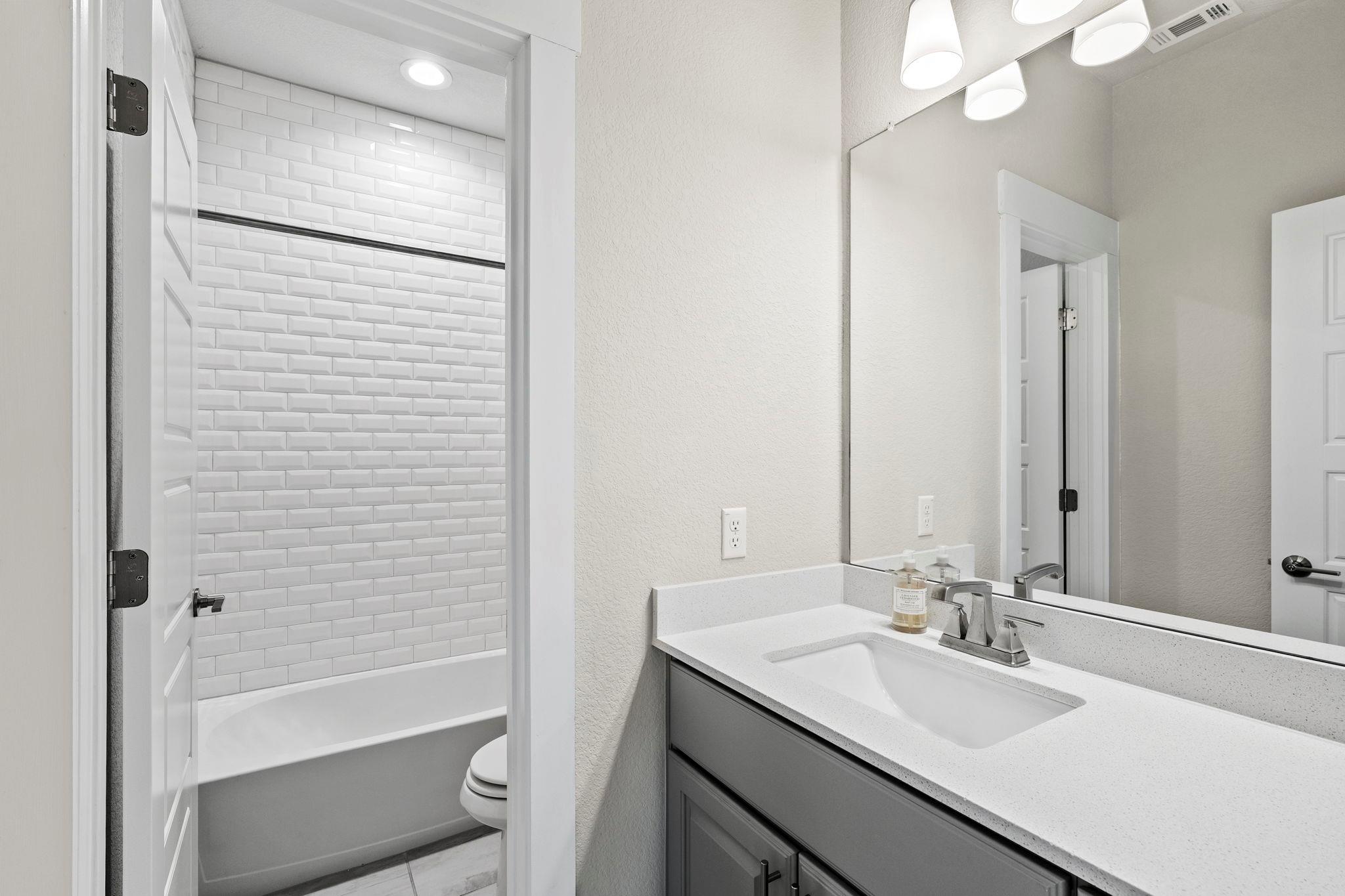 700 Whitetail Dr, Round Rock, TX 78681