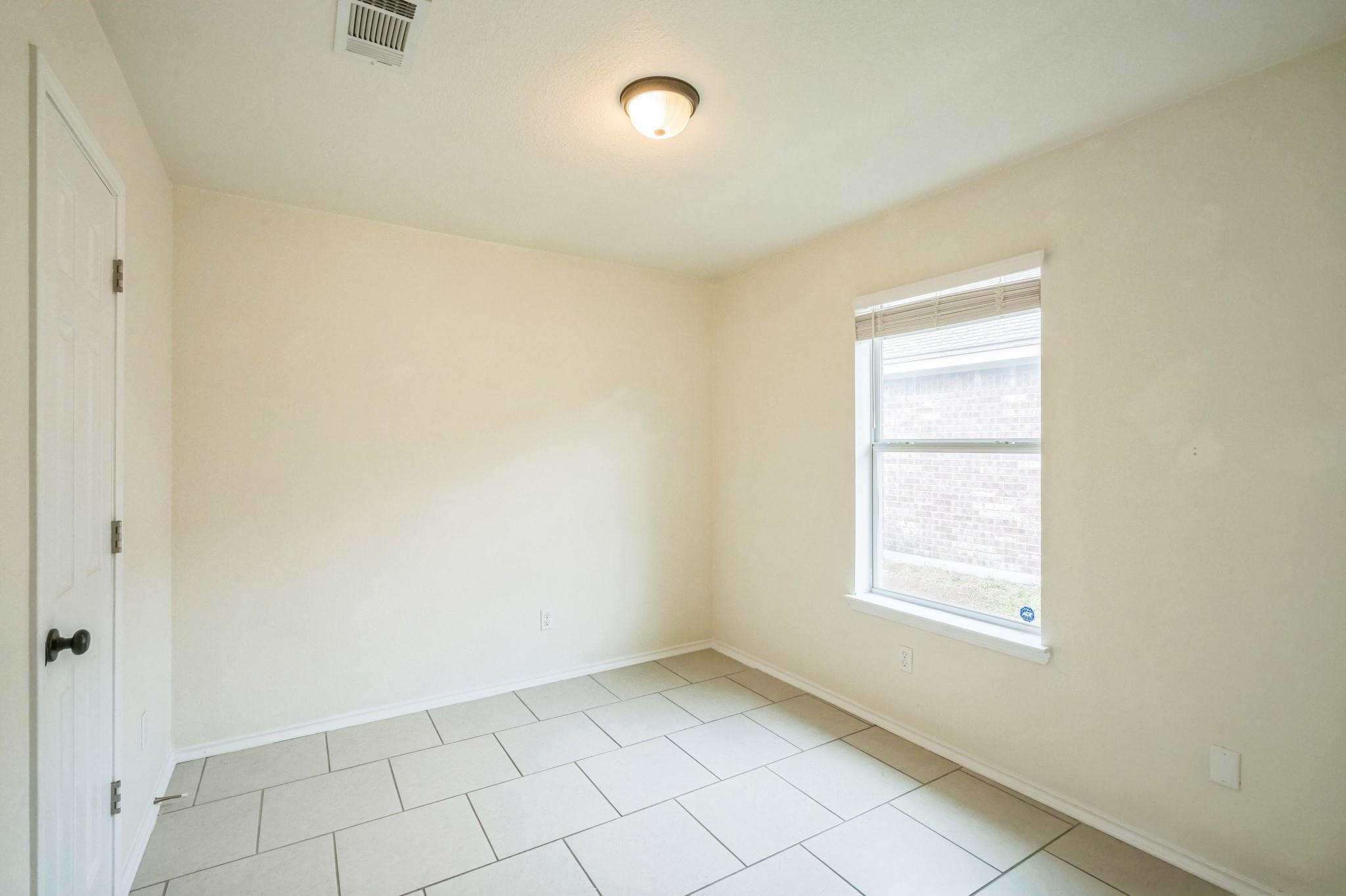 224 Amber Ln, Jarrell, TX 76537