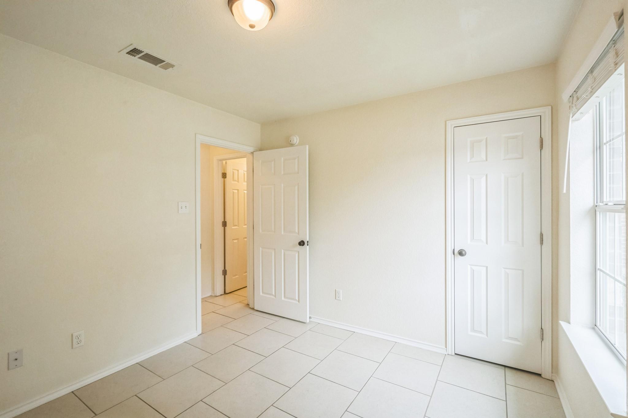 224 Amber Ln, Jarrell, TX 76537