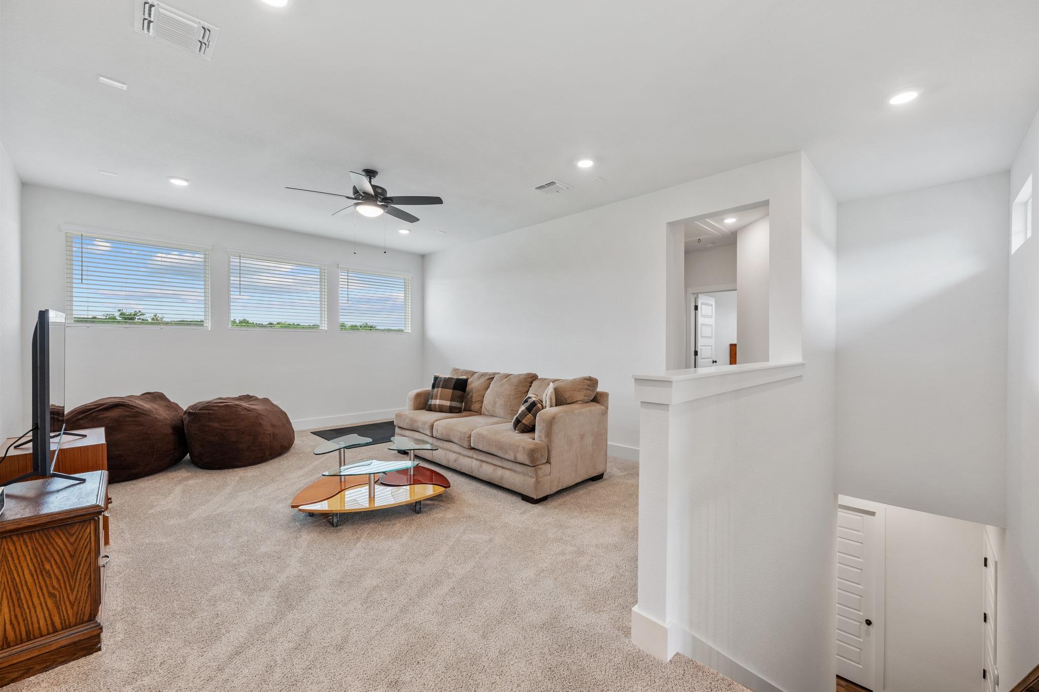 1420 Bermuda Dr, Georgetown, TX 78628