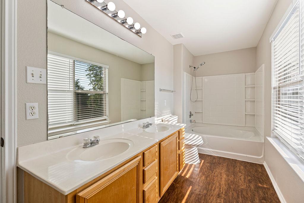 1209 Apollo Cir, Round Rock, TX 78664